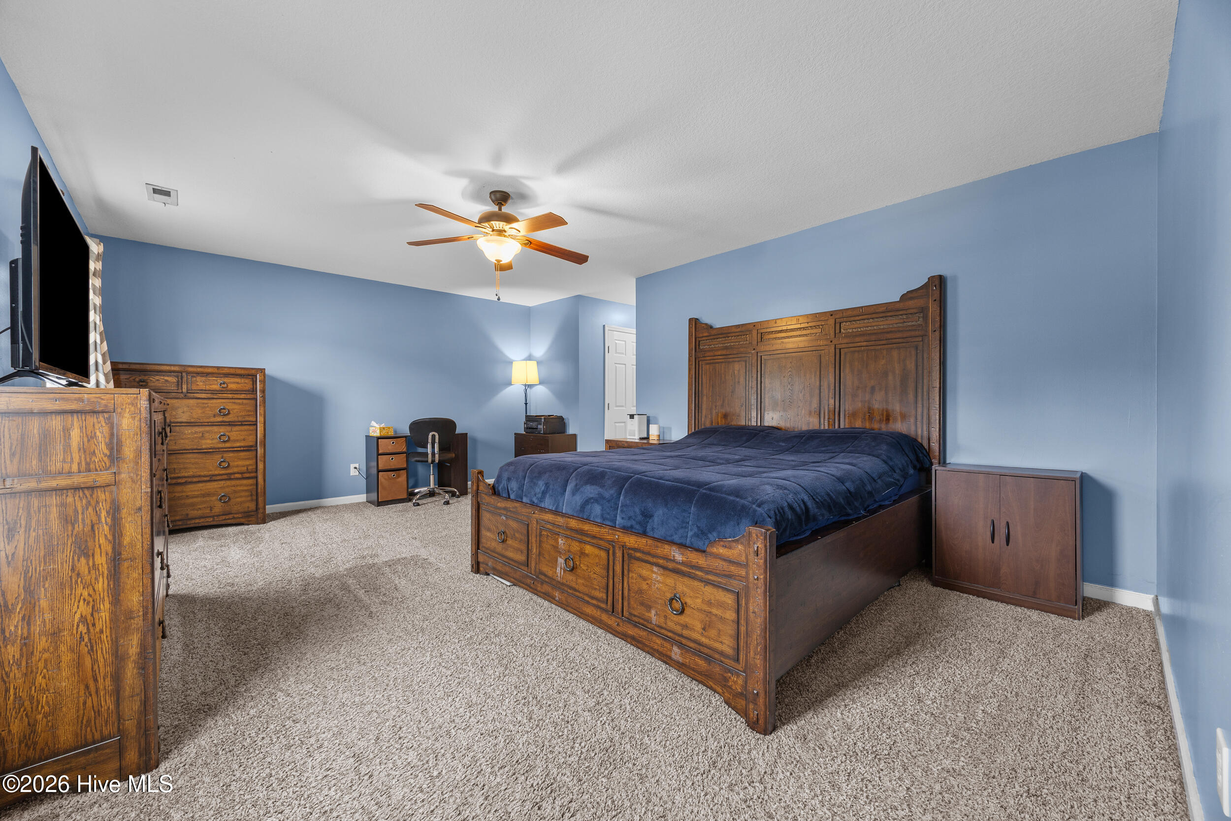 121 Saint Road Property Photo 24
