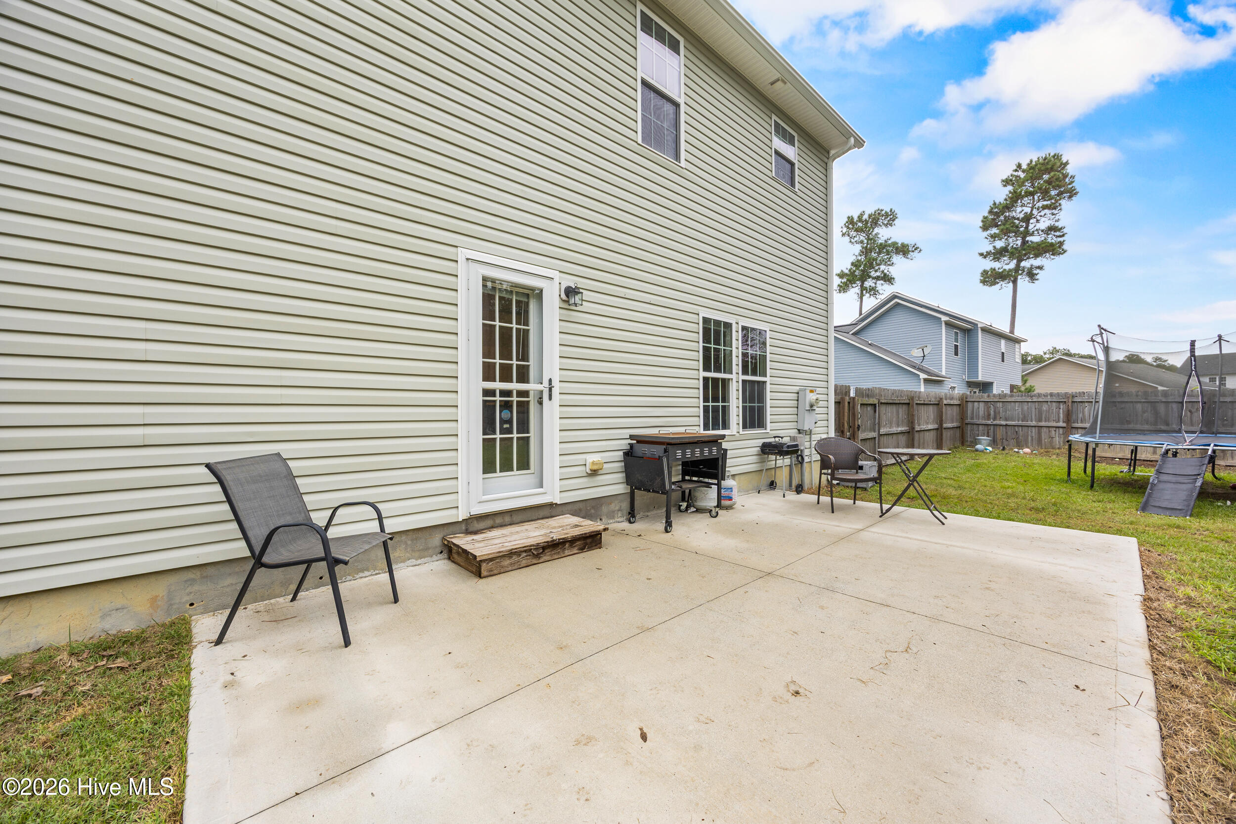 121 Saint Road Property Photo 37