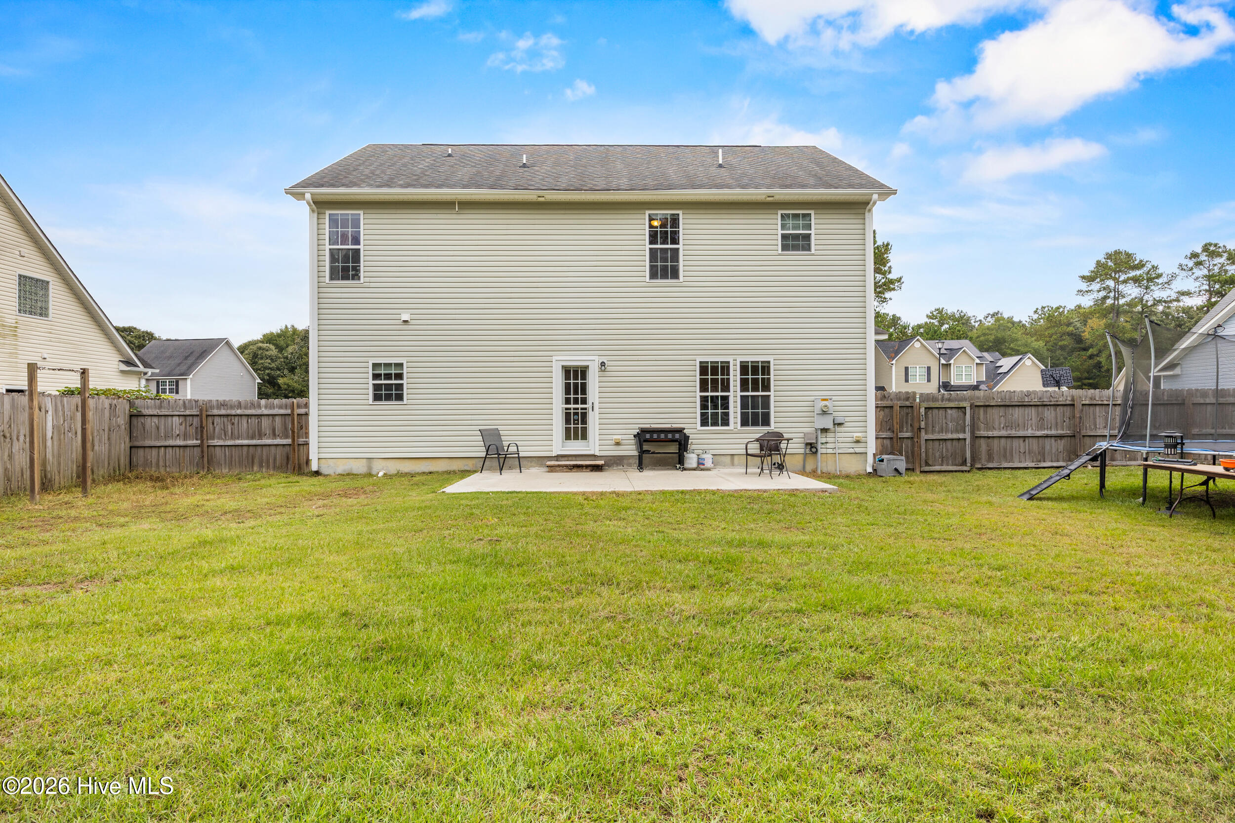 121 Saint Road Property Photo 40
