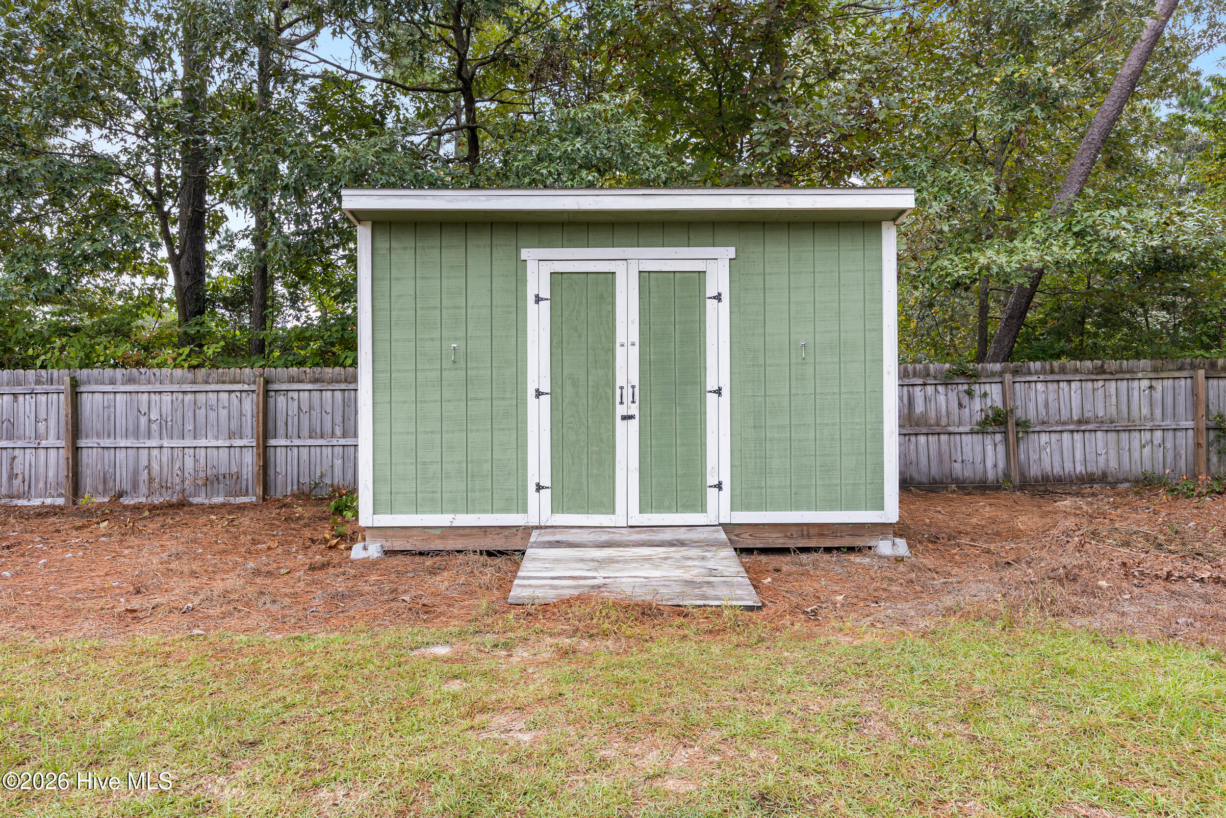 121 Saint Road Property Photo 43