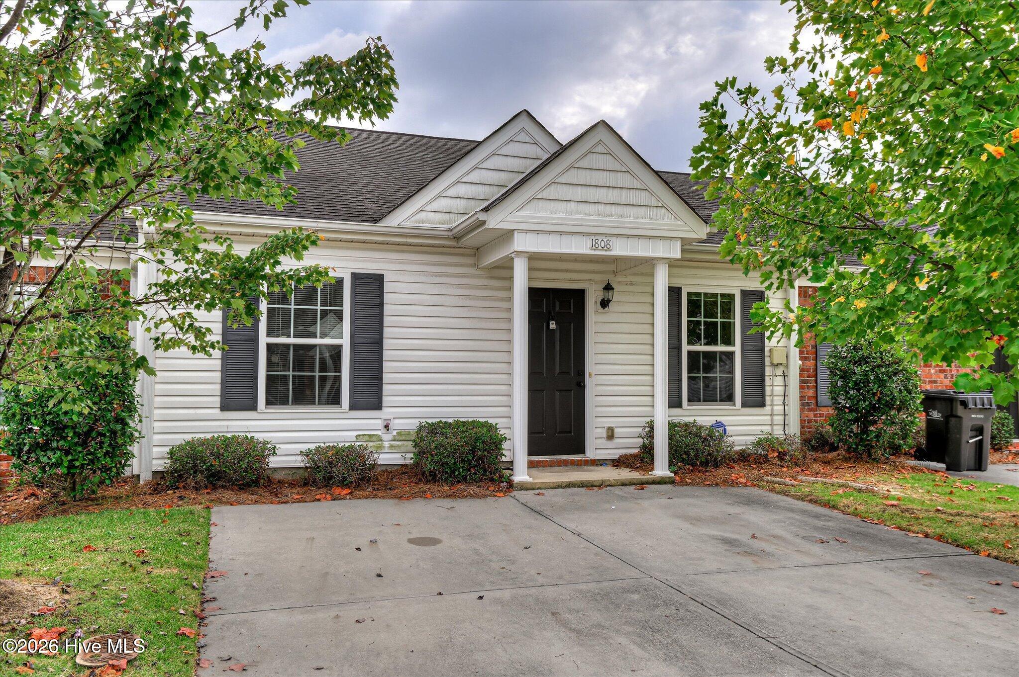 1808 Lauren Lane Property Photo 2