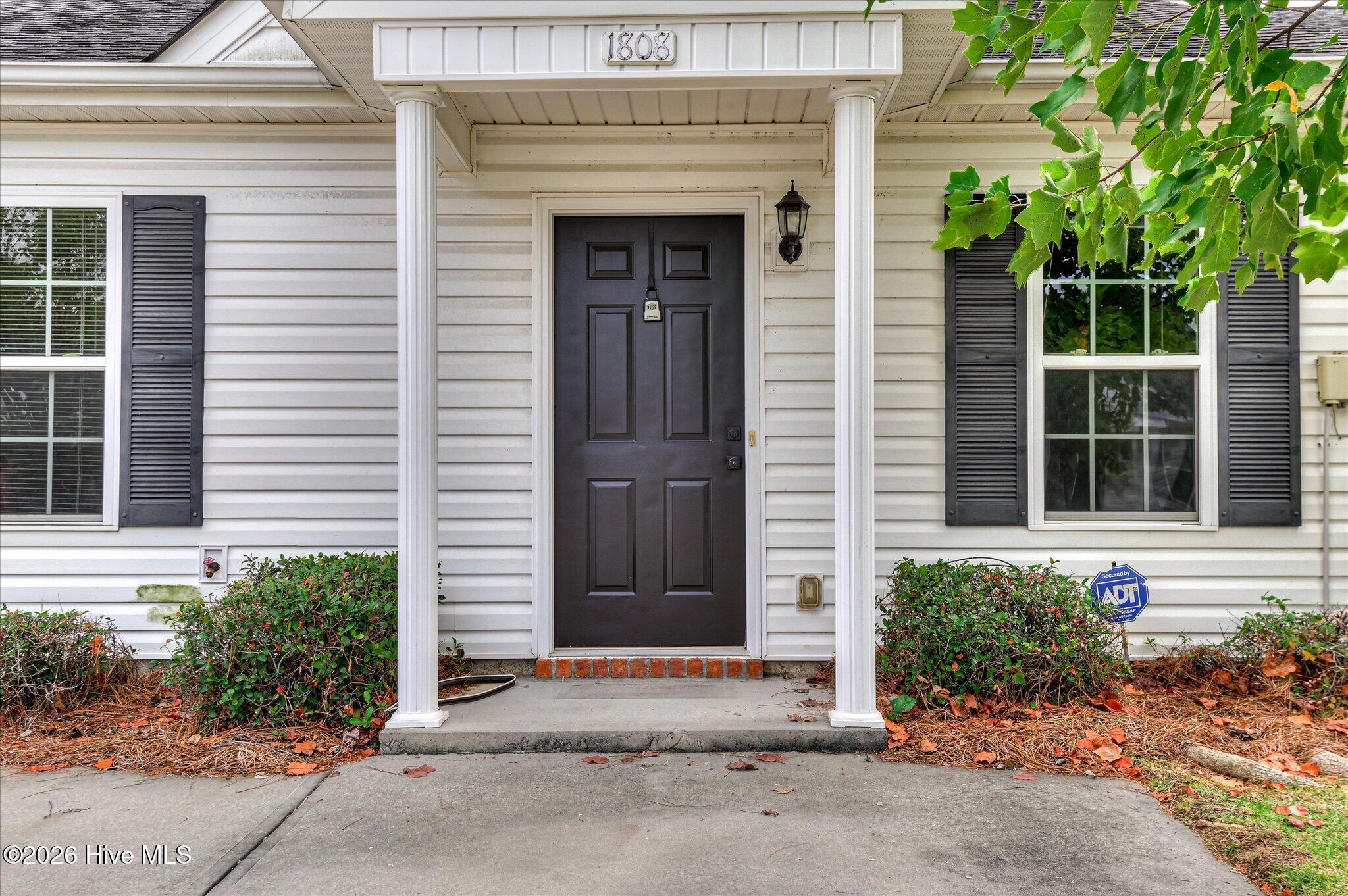 1808 Lauren Lane Property Photo 4