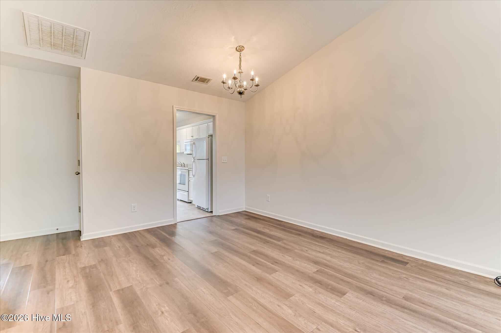 1808 Lauren Lane Property Photo 11