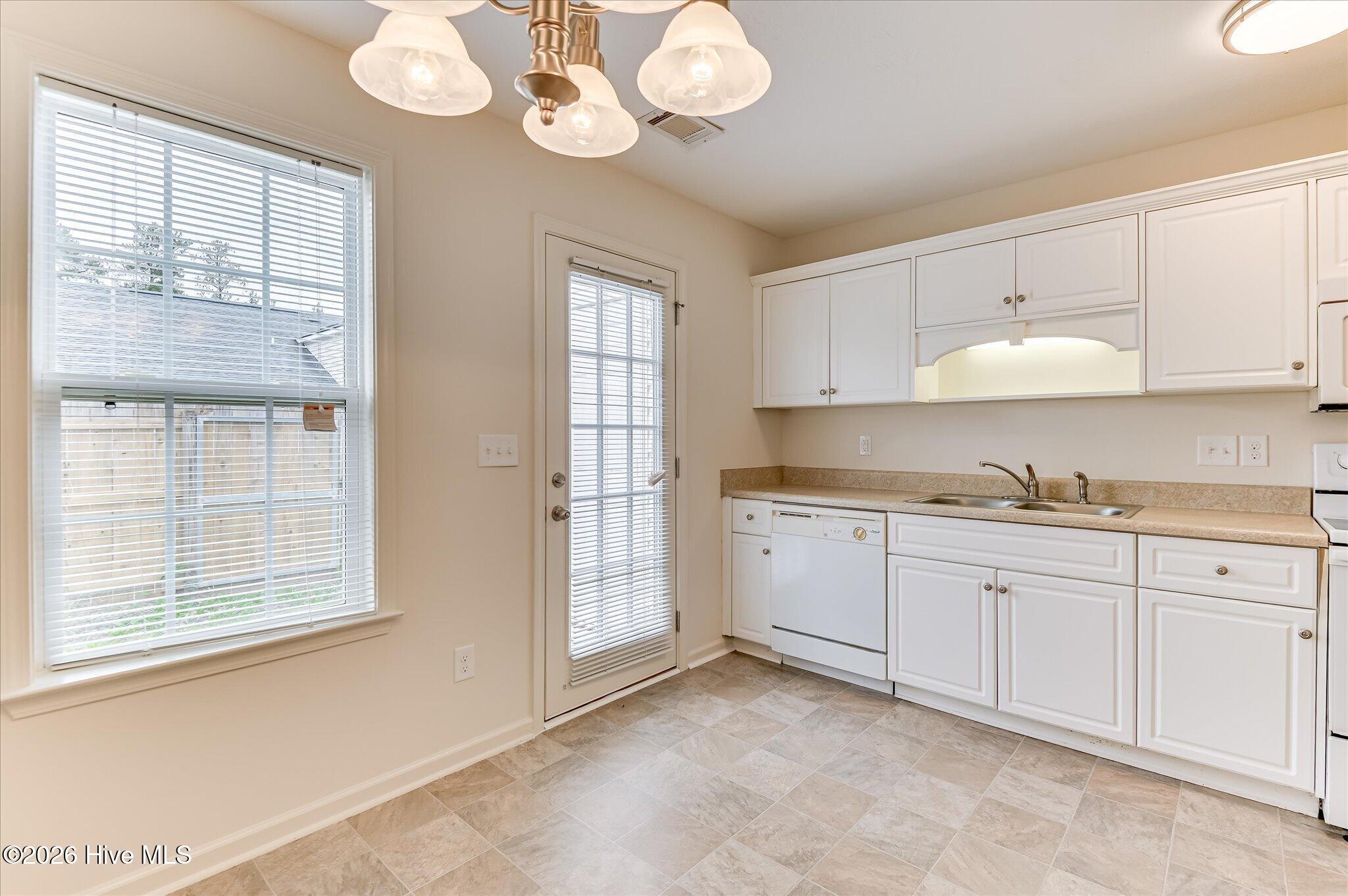 1808 Lauren Lane Property Photo 17