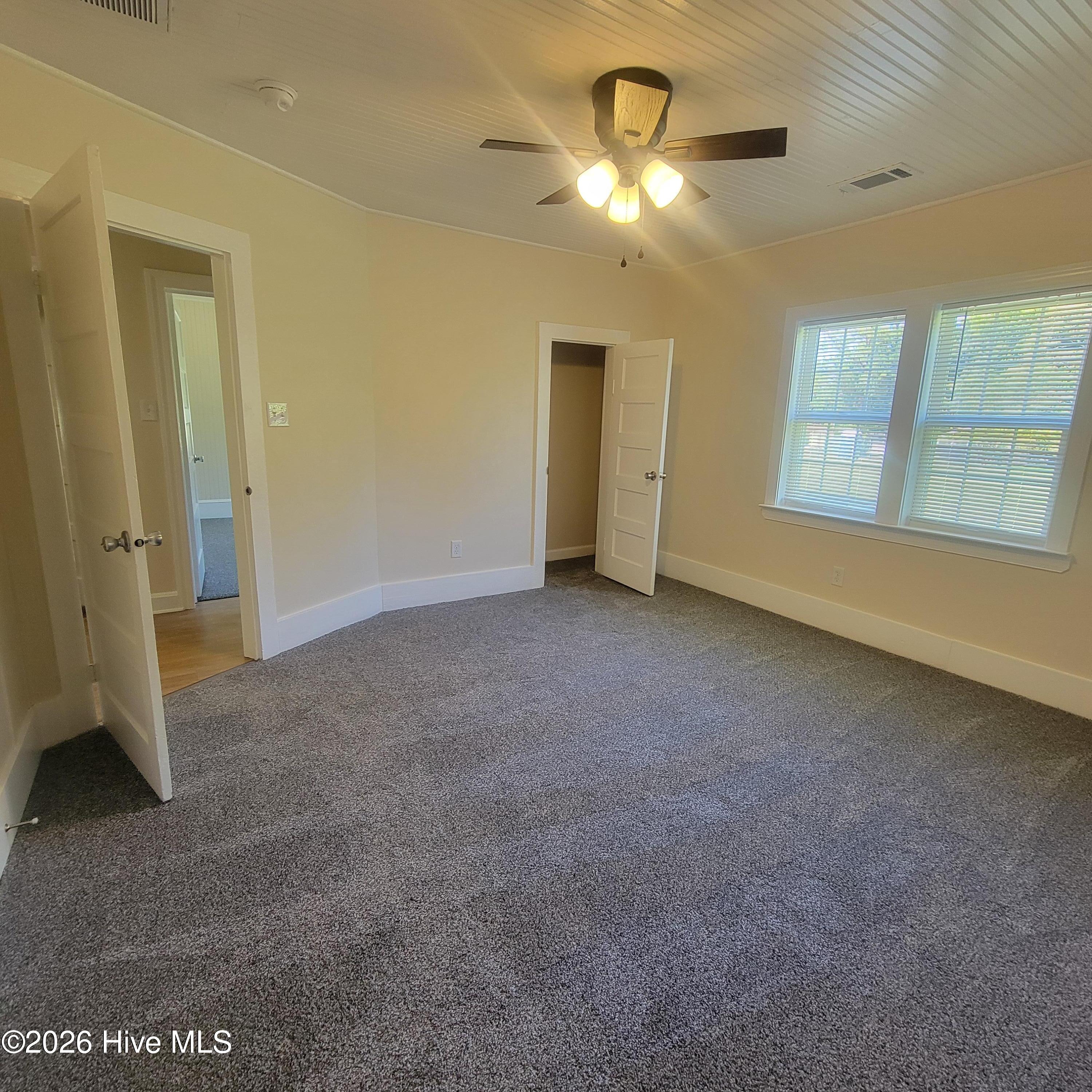 7625 Old River Road Property Photo 4