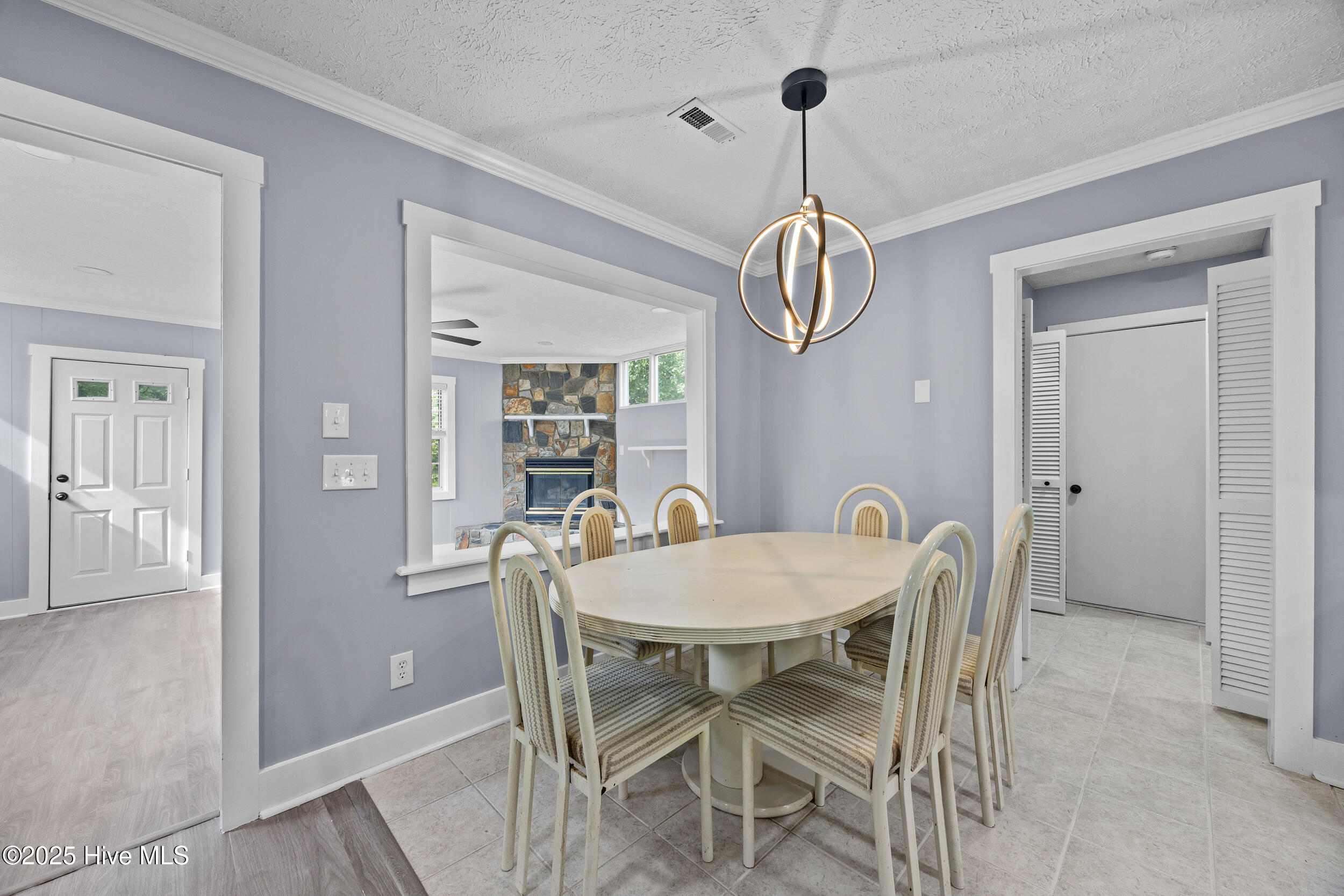 8032 Webster Court Ne Property Photo 16