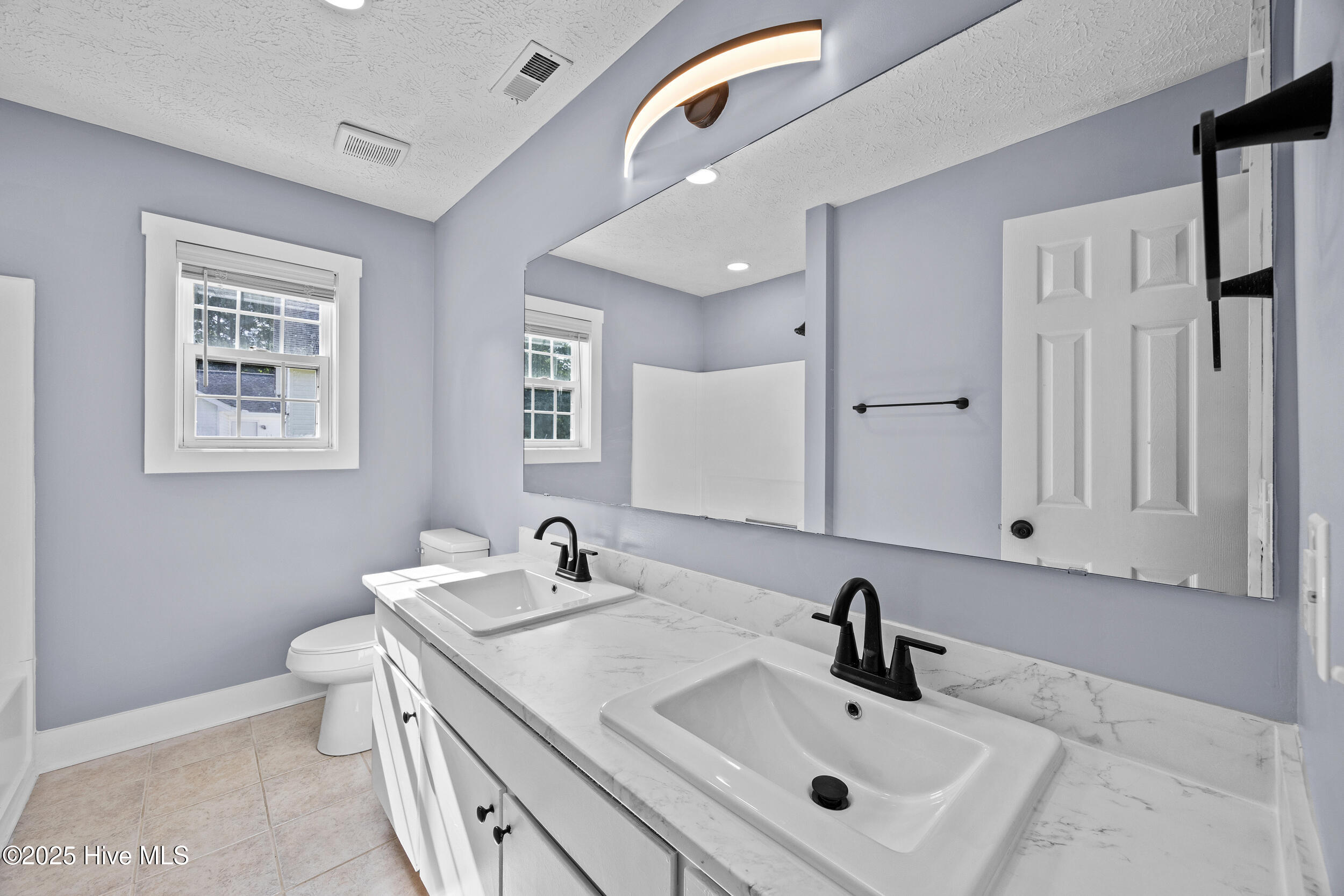 8032 Webster Court Ne Property Photo 28
