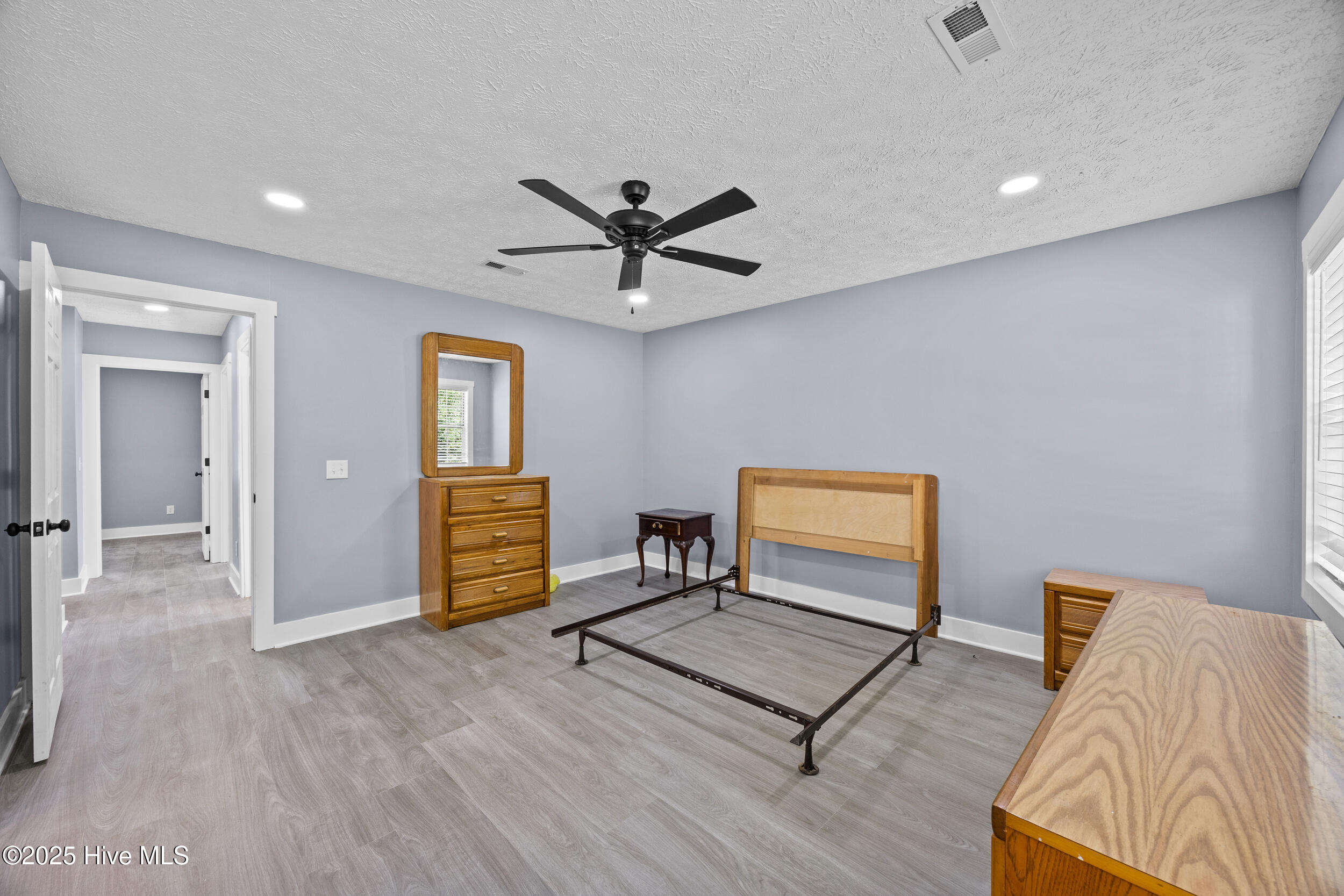 8032 Webster Court Ne Property Photo 33