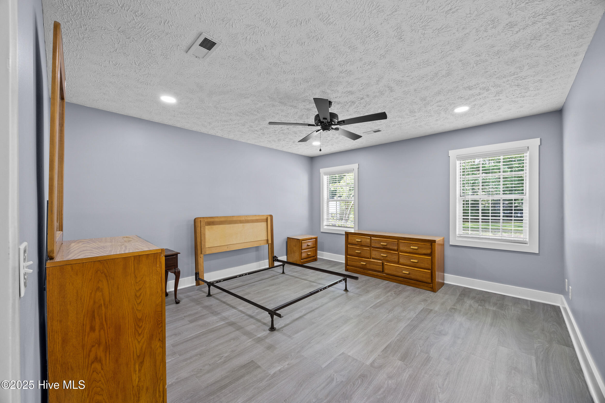 8032 Webster Court Ne Property Photo 35