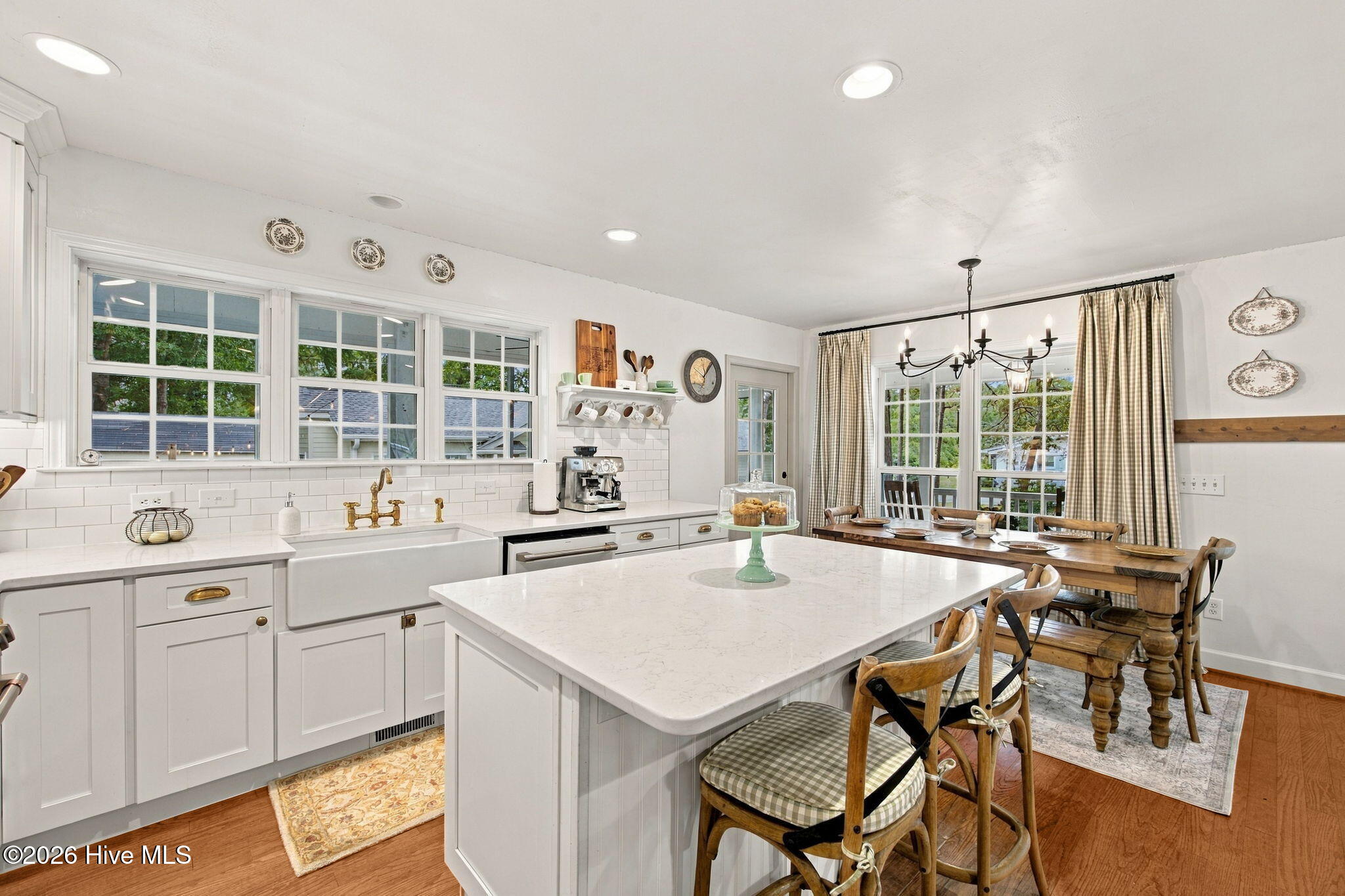 208 Park Avenue Ext Property Photo 7