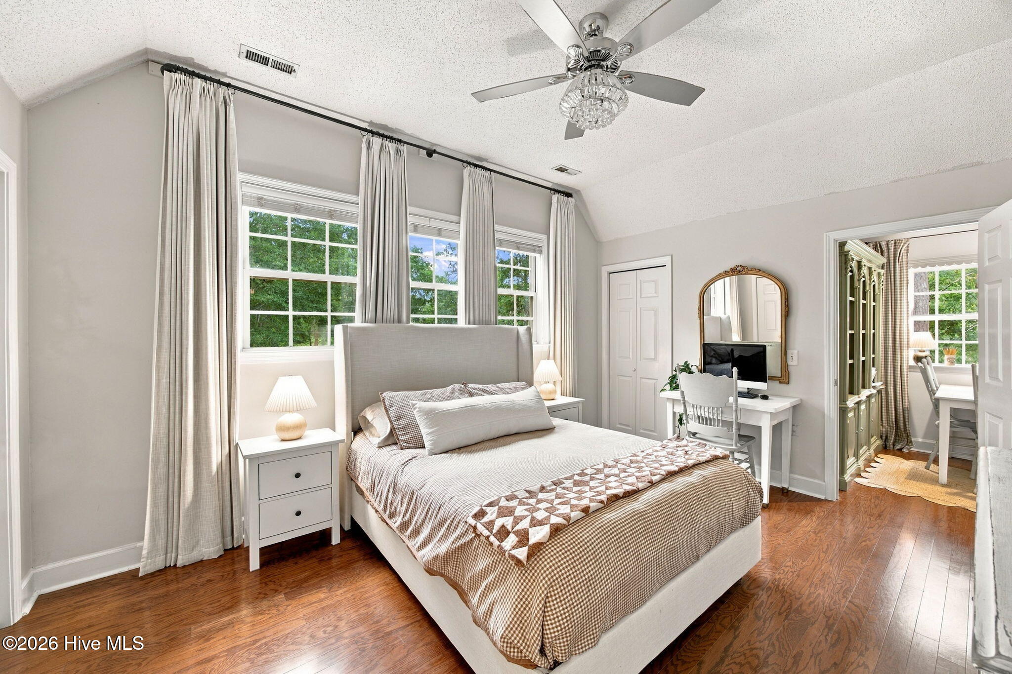 208 Park Avenue Ext Property Photo 24