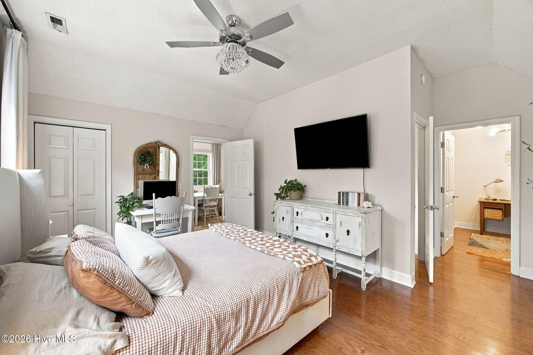 208 Park Avenue Ext Property Photo 25