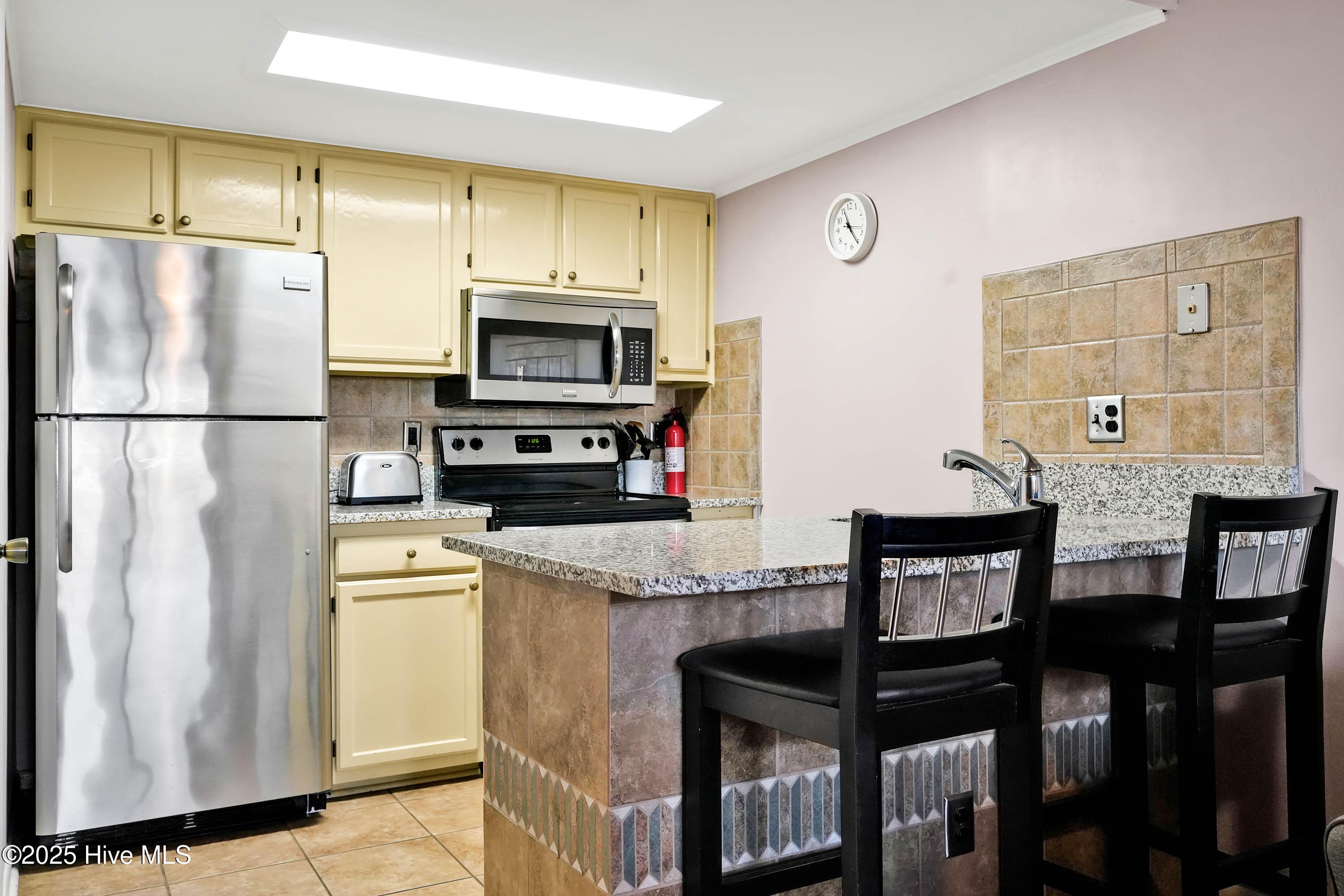 118 Dock Street Apt 11 Property Photo 18