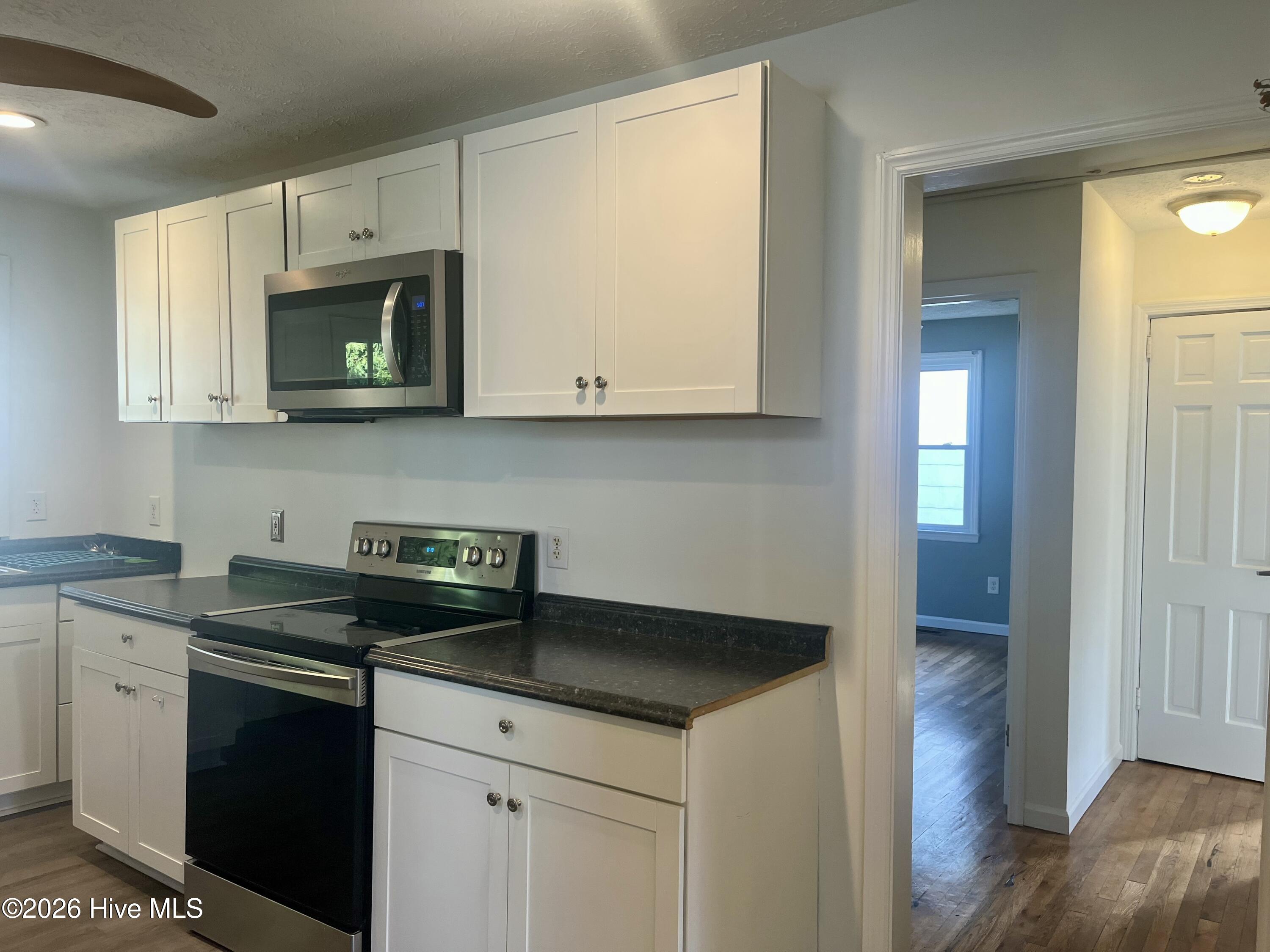 529 W Chapin Road Property Photo 16