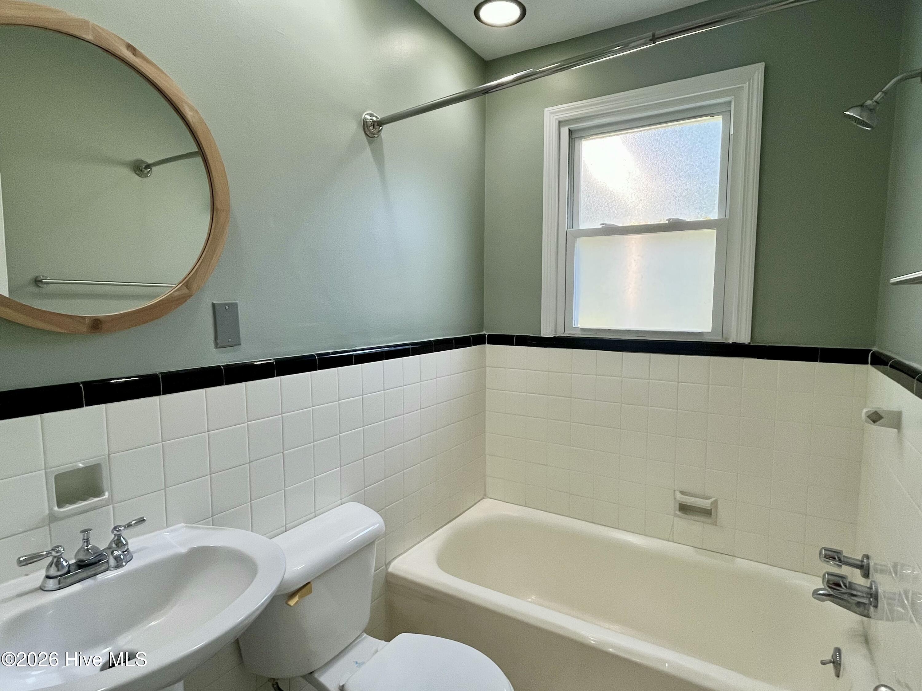 529 W Chapin Road Property Photo 25