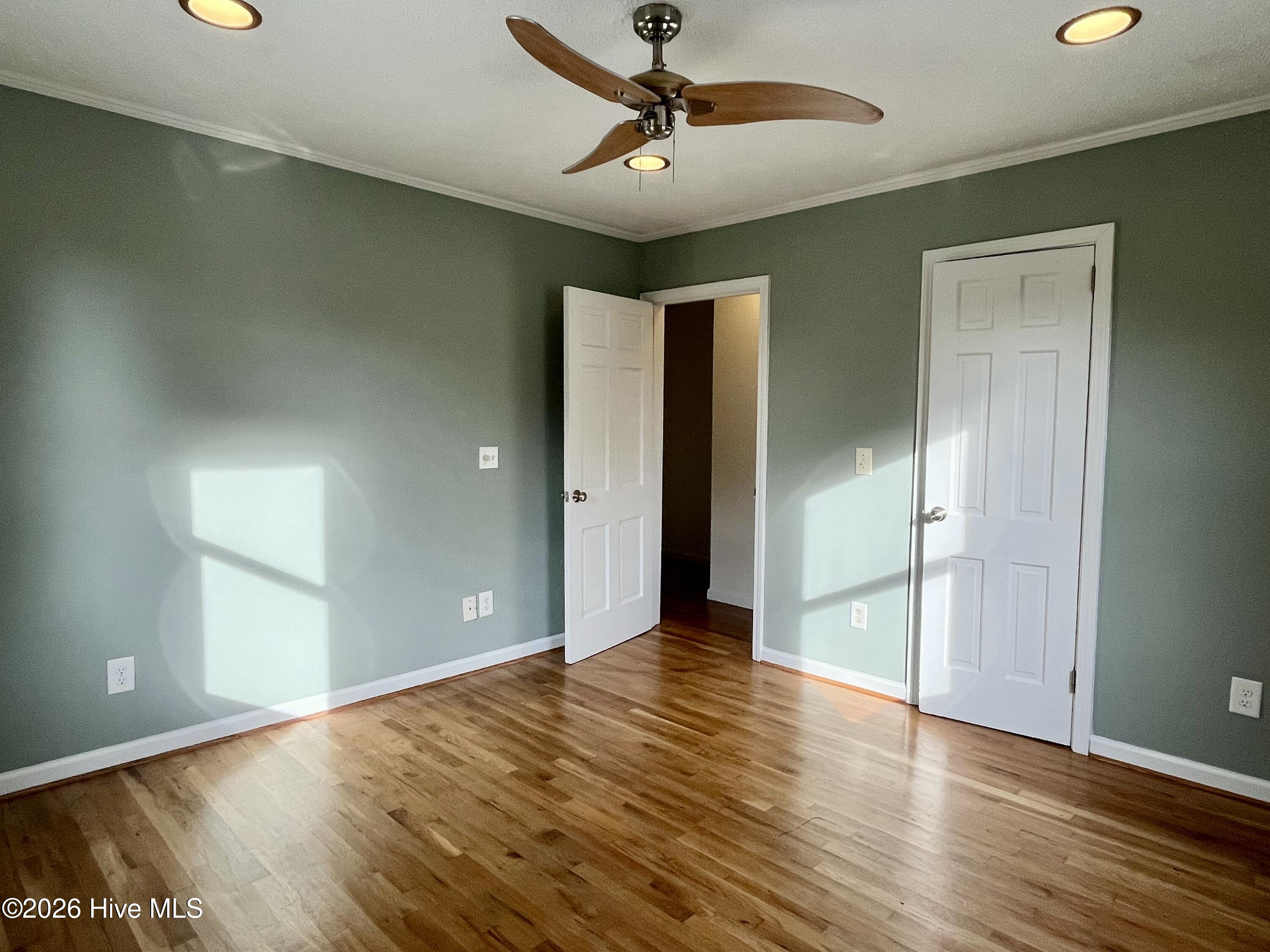 529 W Chapin Road Property Photo 31
