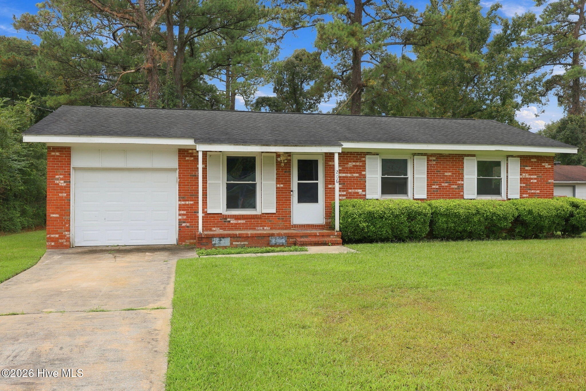 206 Sheffield Road Property Photo 1