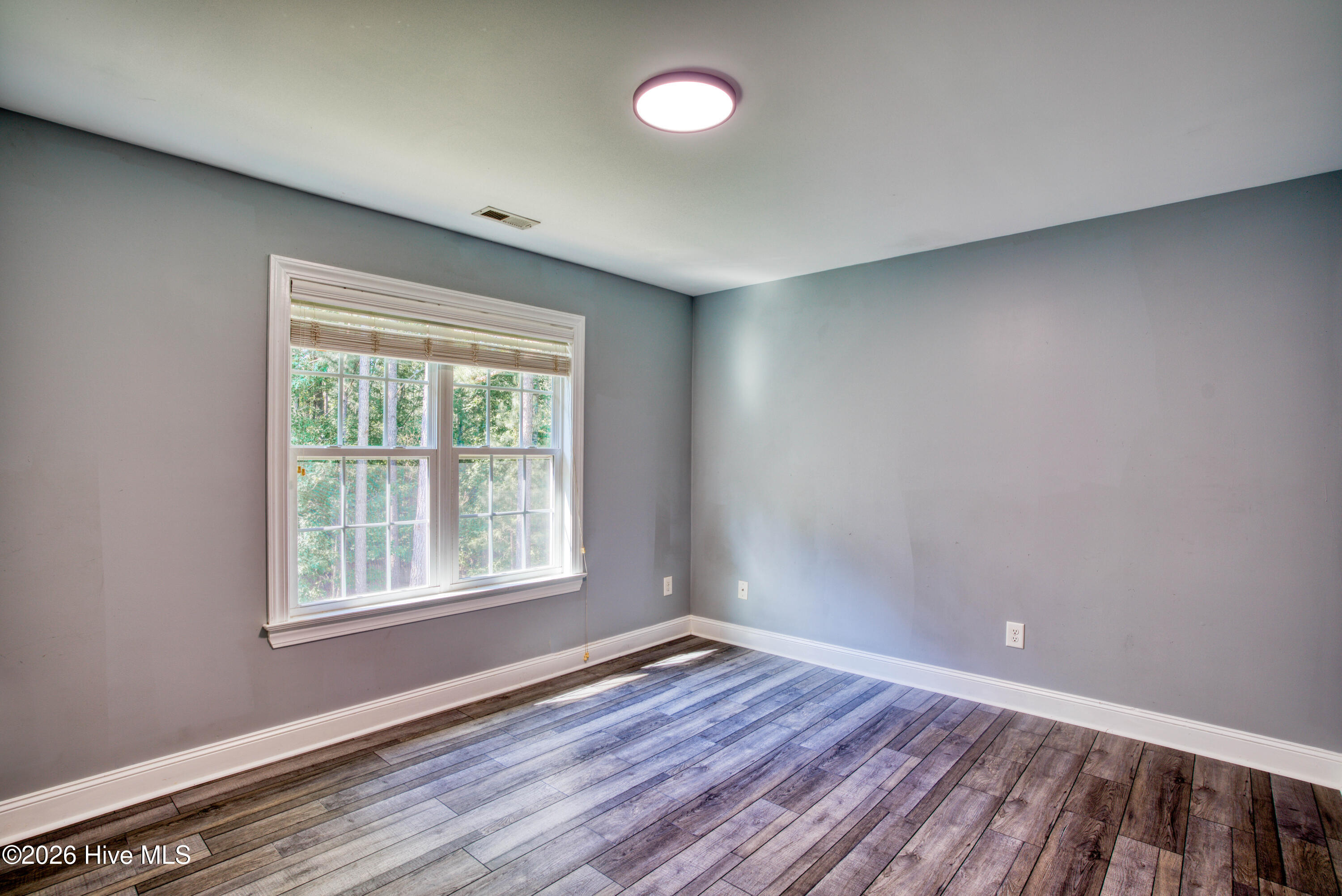 112 Sparkling Brook Way Property Photo 4