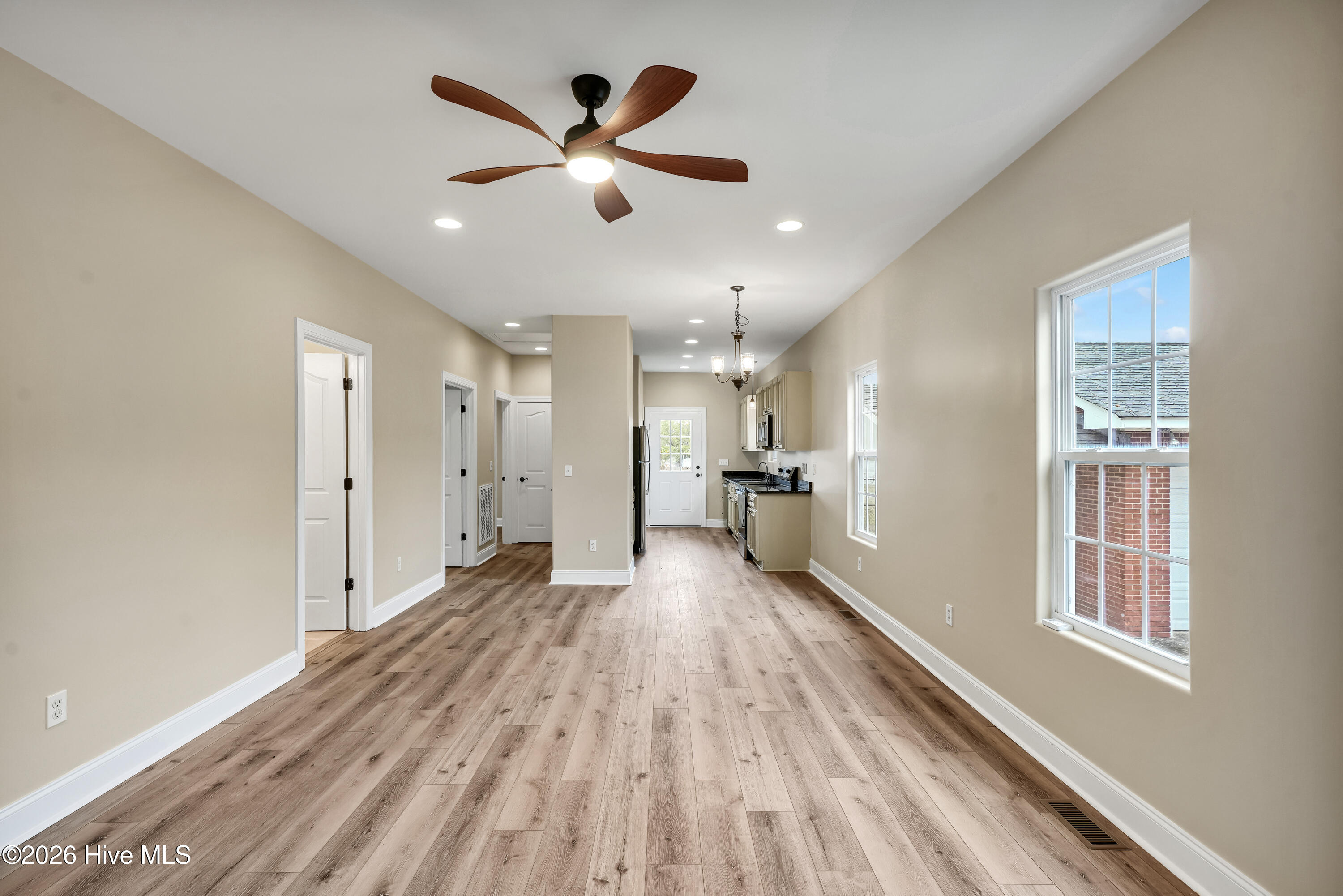 1111 Dock Street Property Photo 5