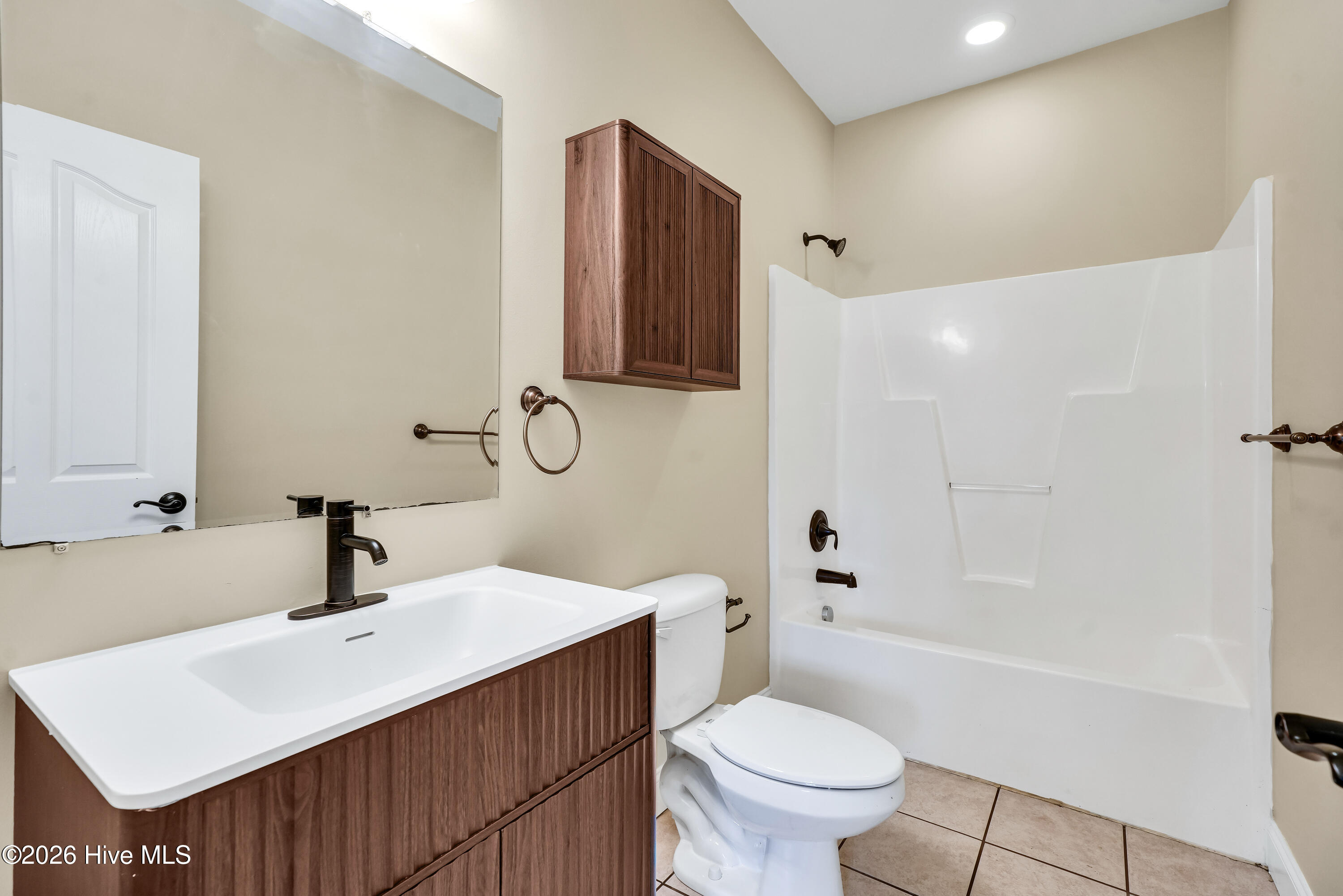 1111 Dock Street Property Photo 16