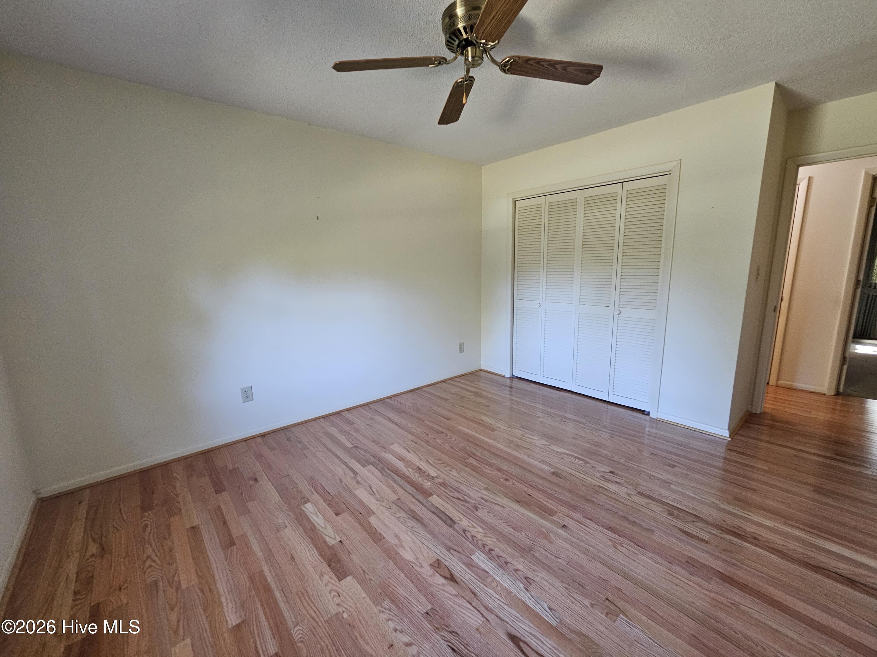 105 Lake Drive Property Photo 8