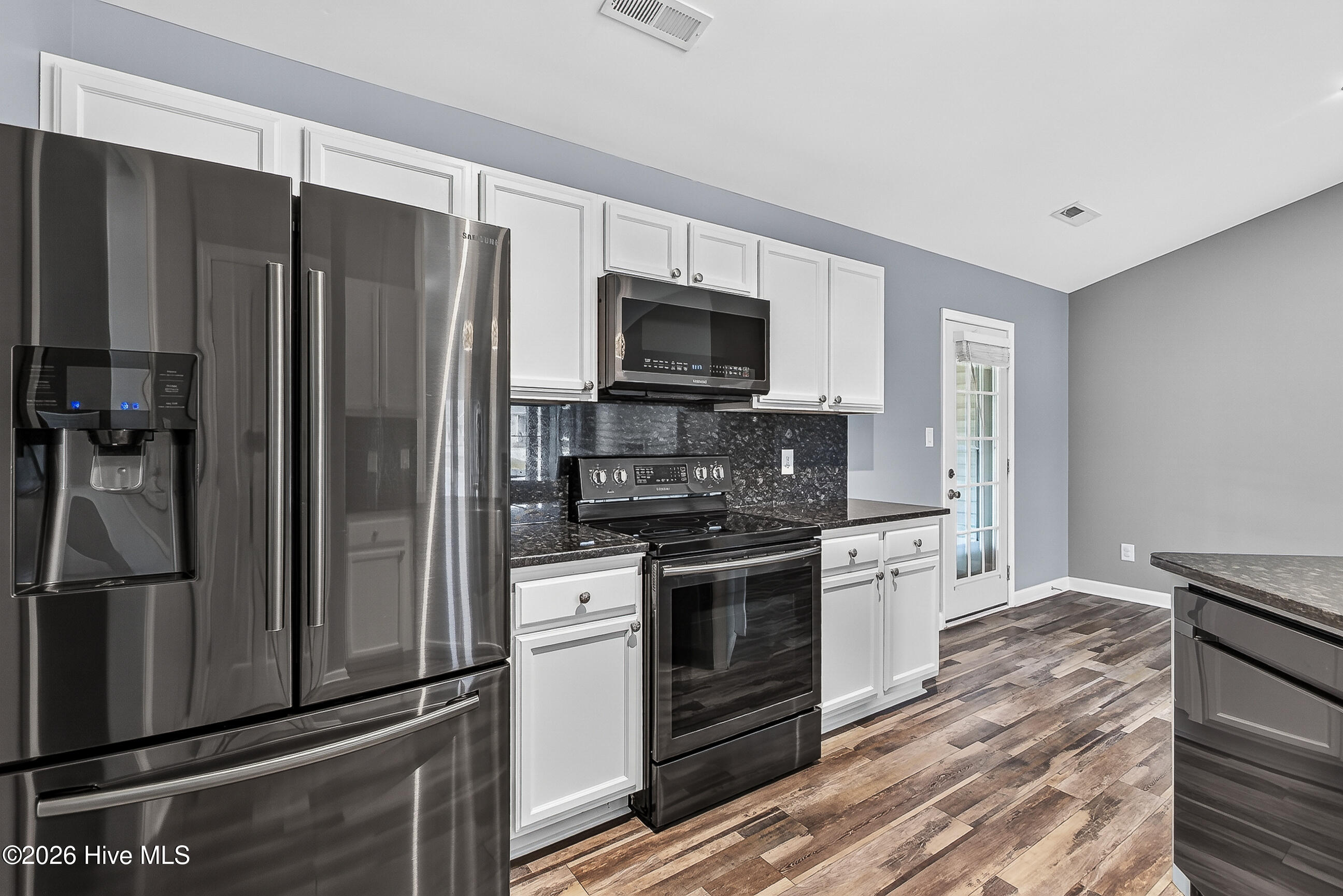 114 Eagle Ridge Drive Property Photo 16