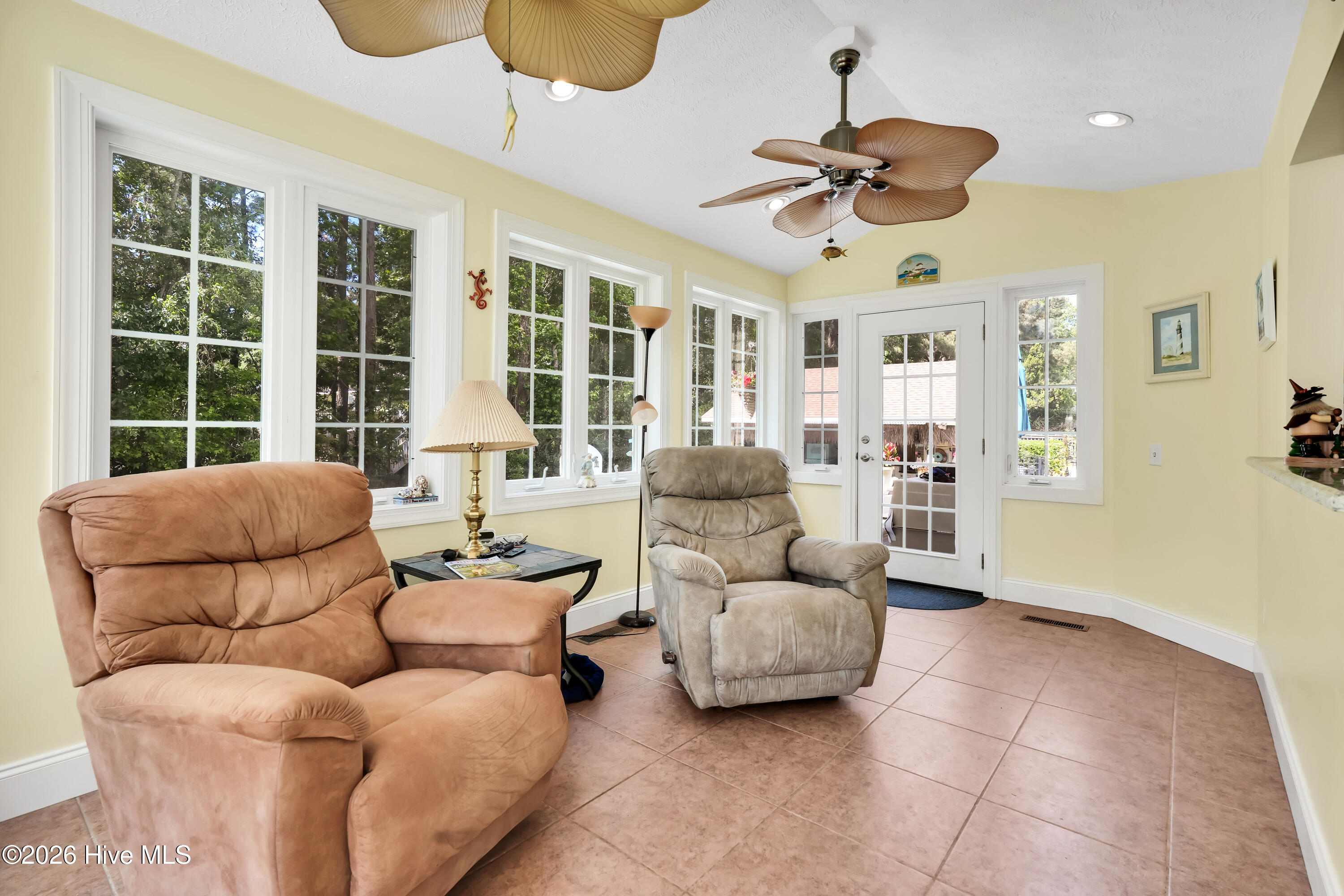 108 Gazebo Court Property Photo 18