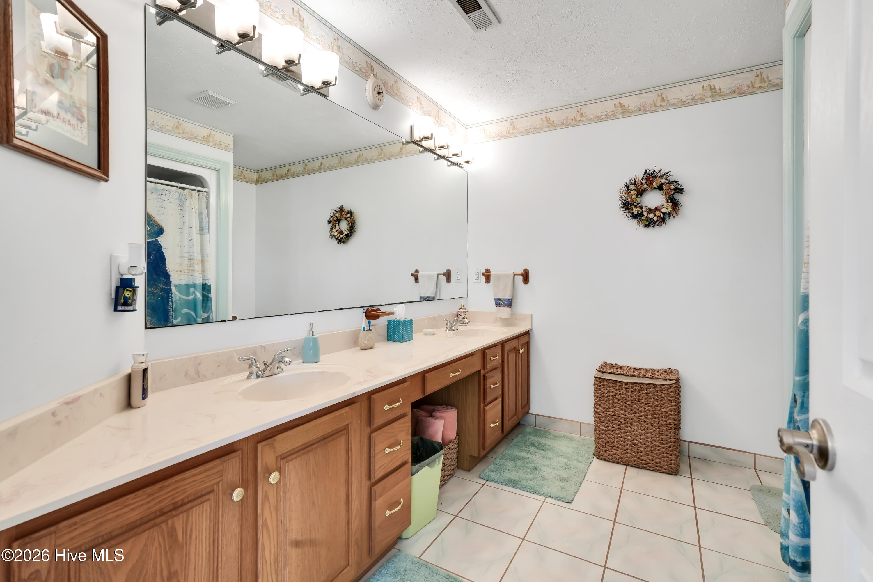 108 Gazebo Court Property Photo 23