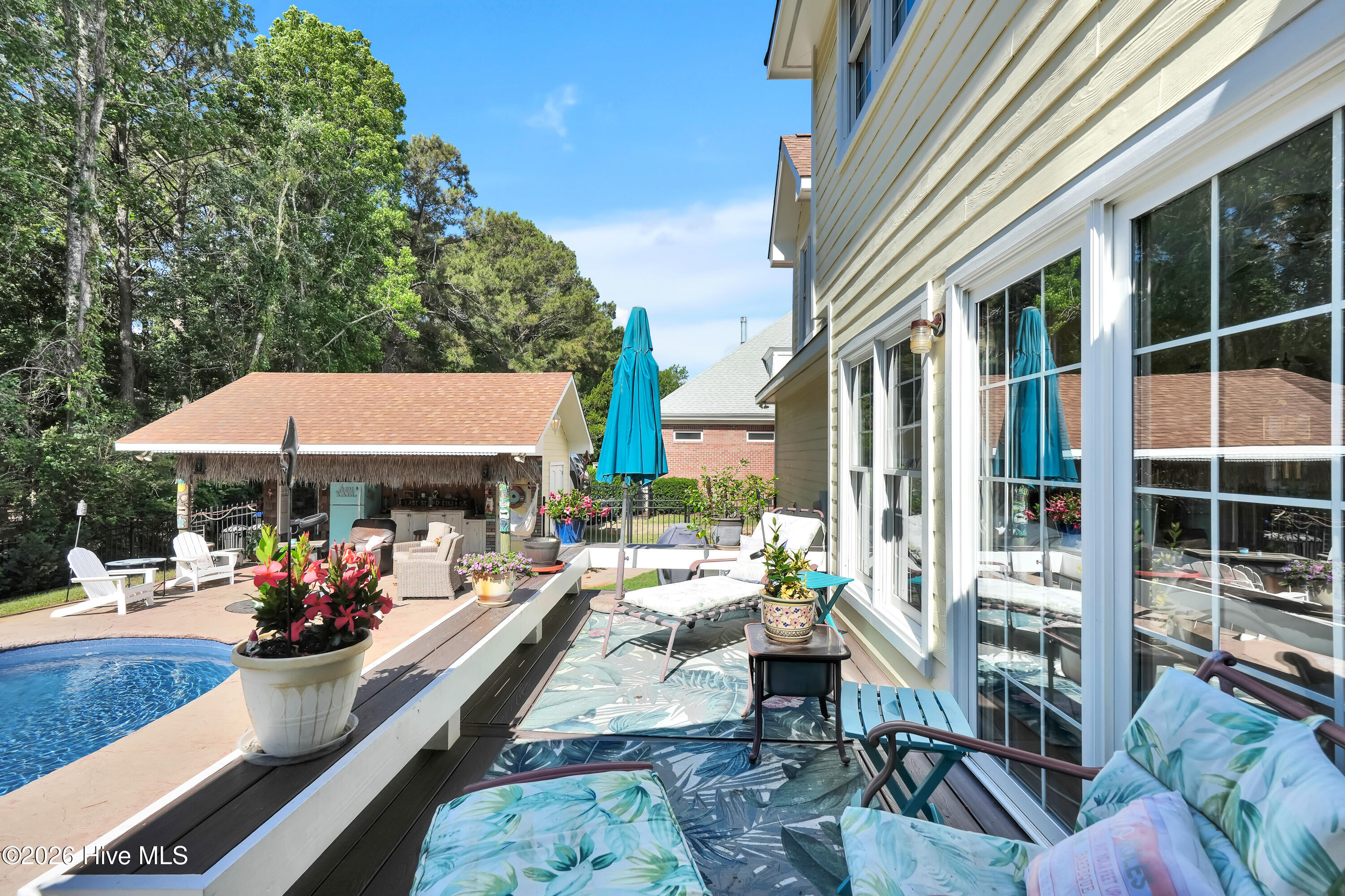 108 Gazebo Court Property Photo 35