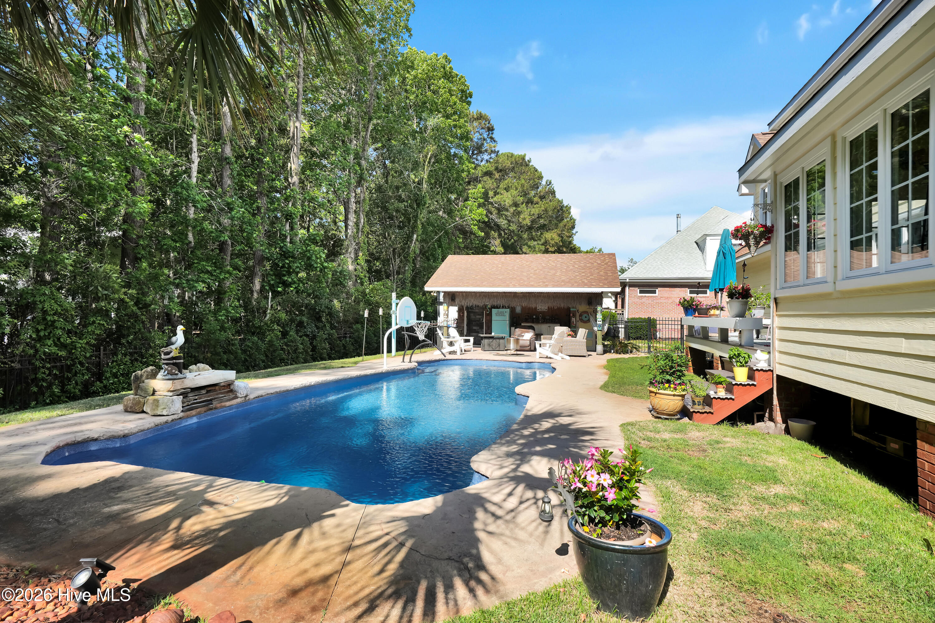 108 Gazebo Court Property Photo 41