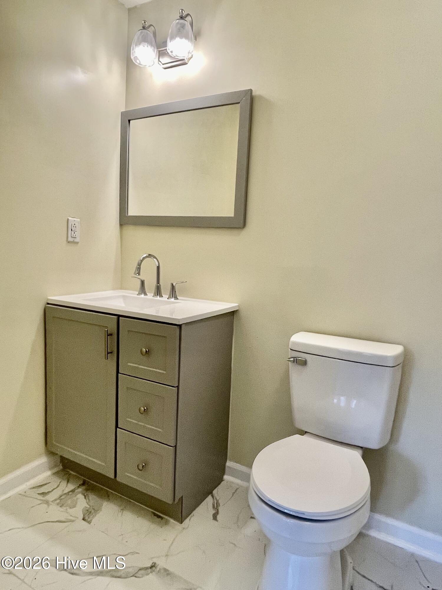 425 Rosa Hill Street Property Photo 12