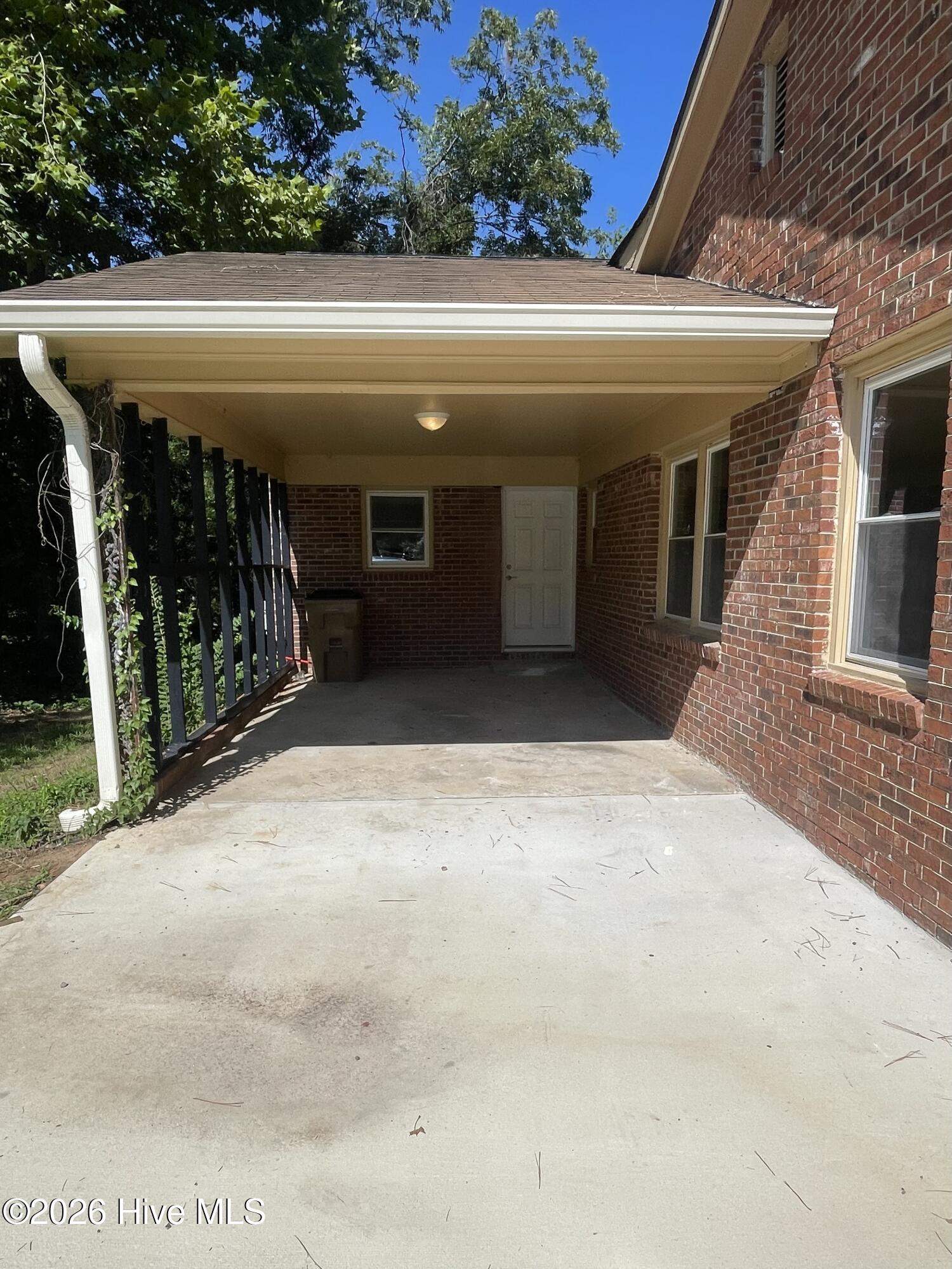 425 Rosa Hill Street Property Photo 18