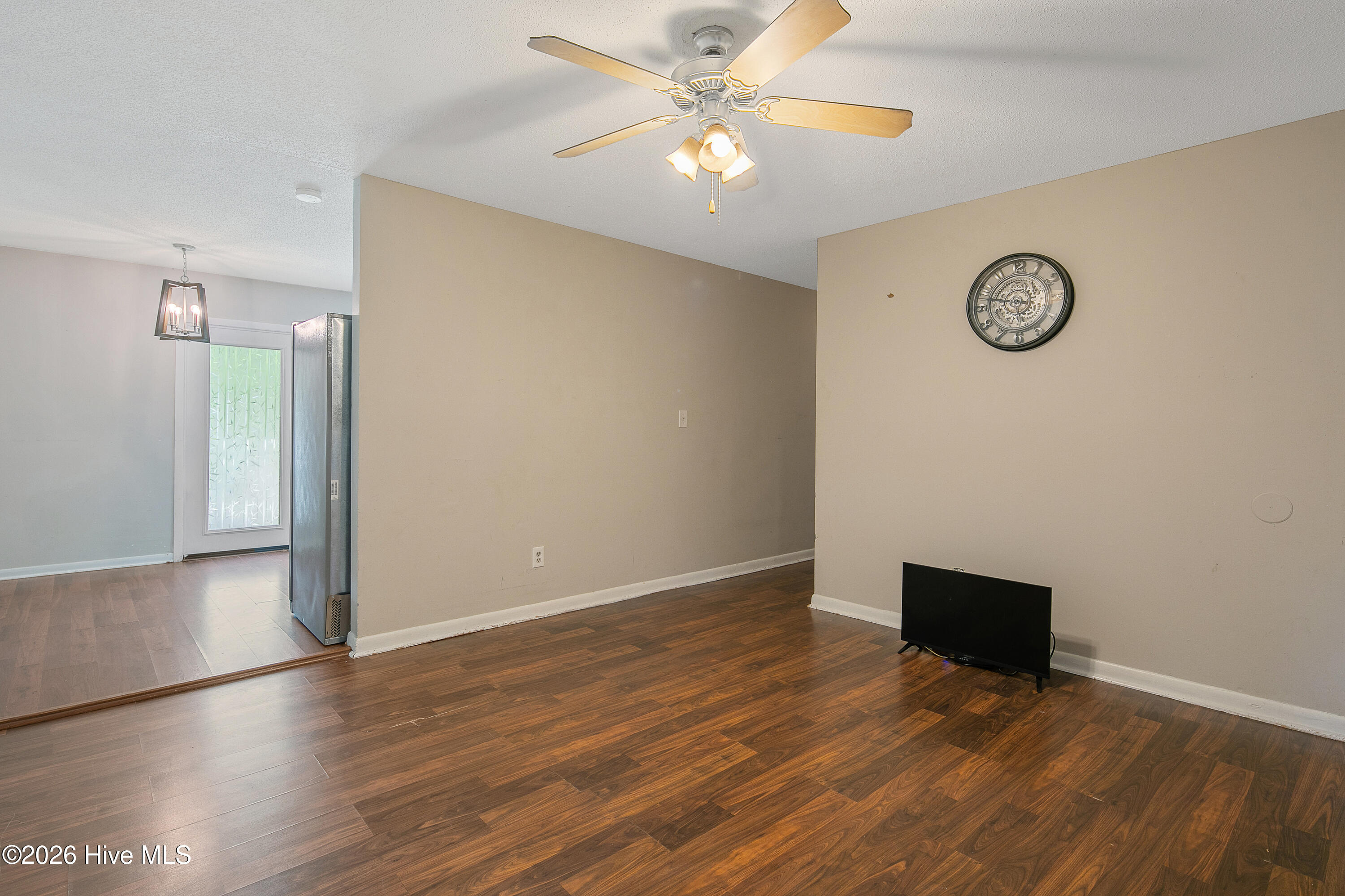 5872 Columbine Road Property Photo 7