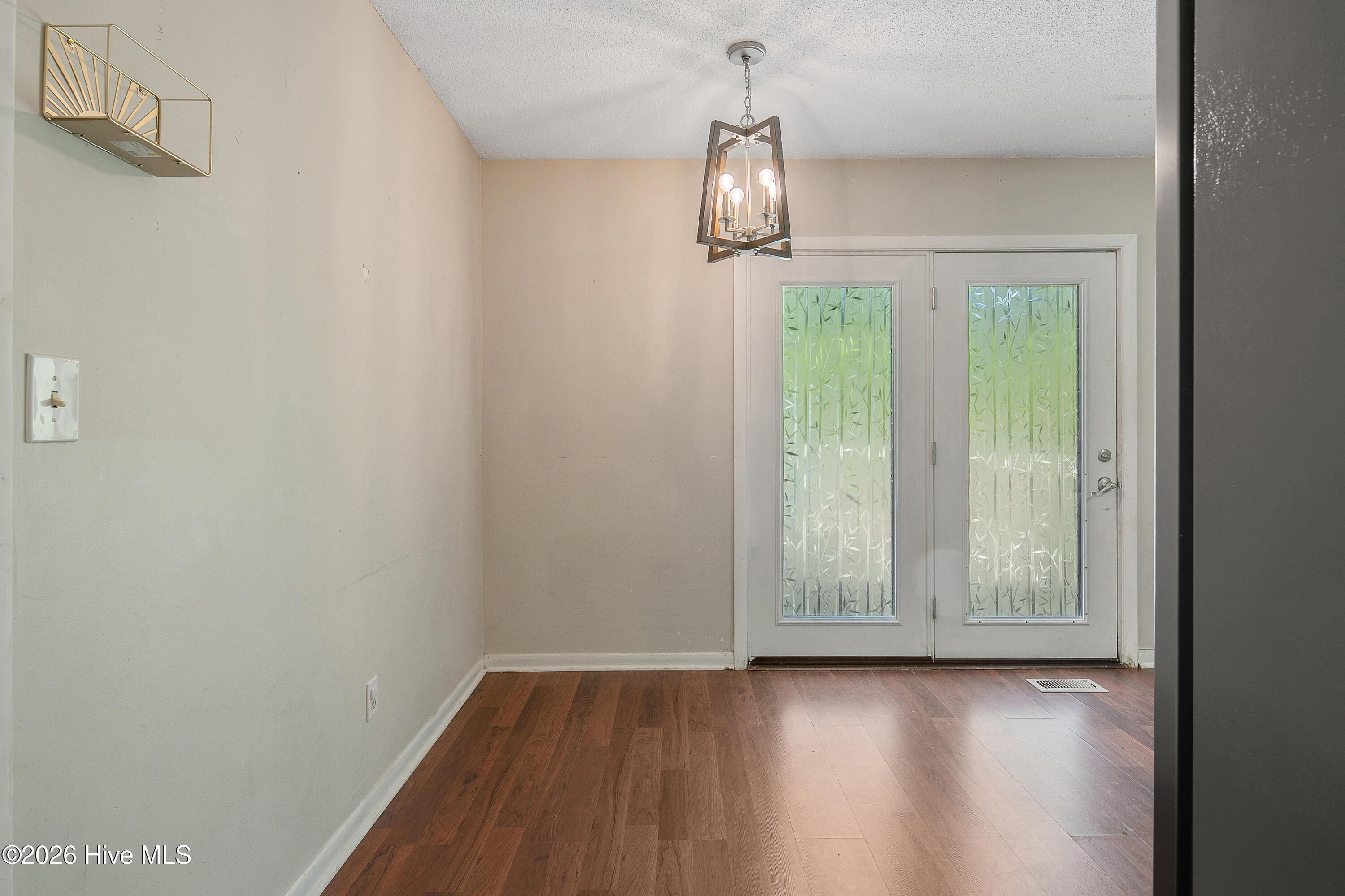 5872 Columbine Road Property Photo 11