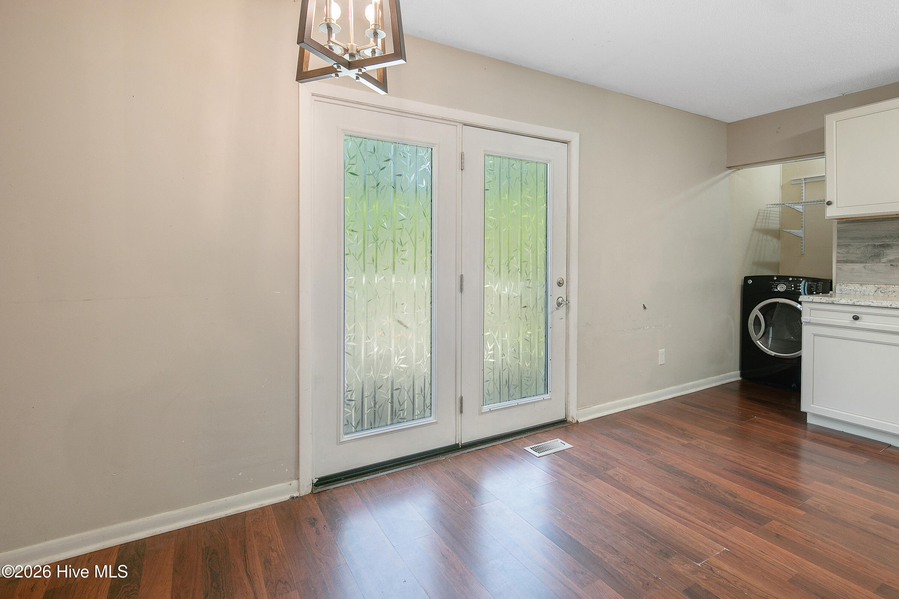 5872 Columbine Road Property Photo 12
