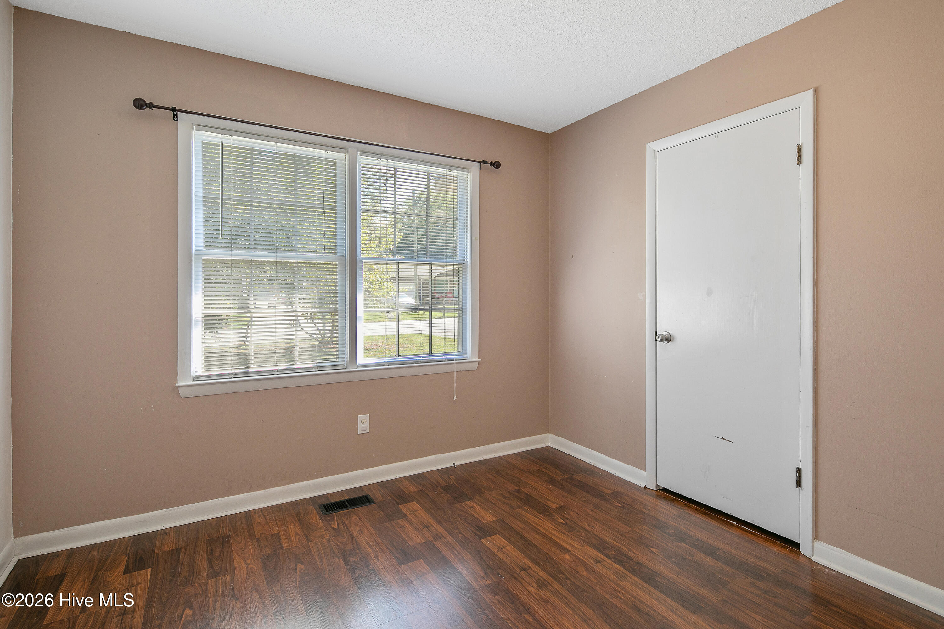 5872 Columbine Road Property Photo 25