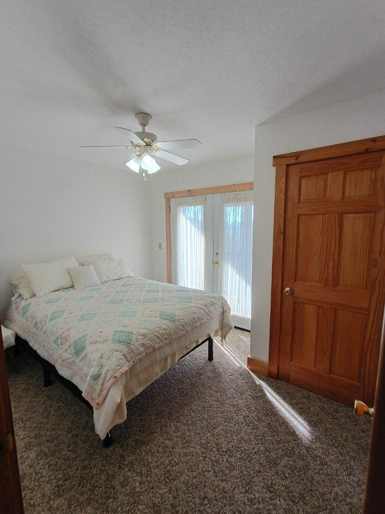 220 Nellie Circle Property Photo 4