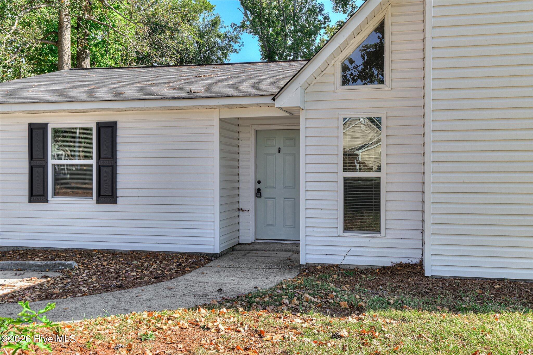 280 Maywood Drive Property Photo 4