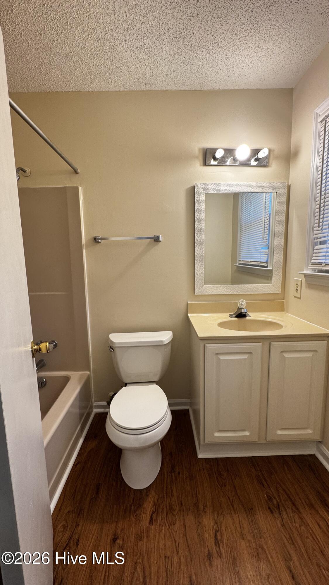 218 Cedar Creek Drive Property Photo 12