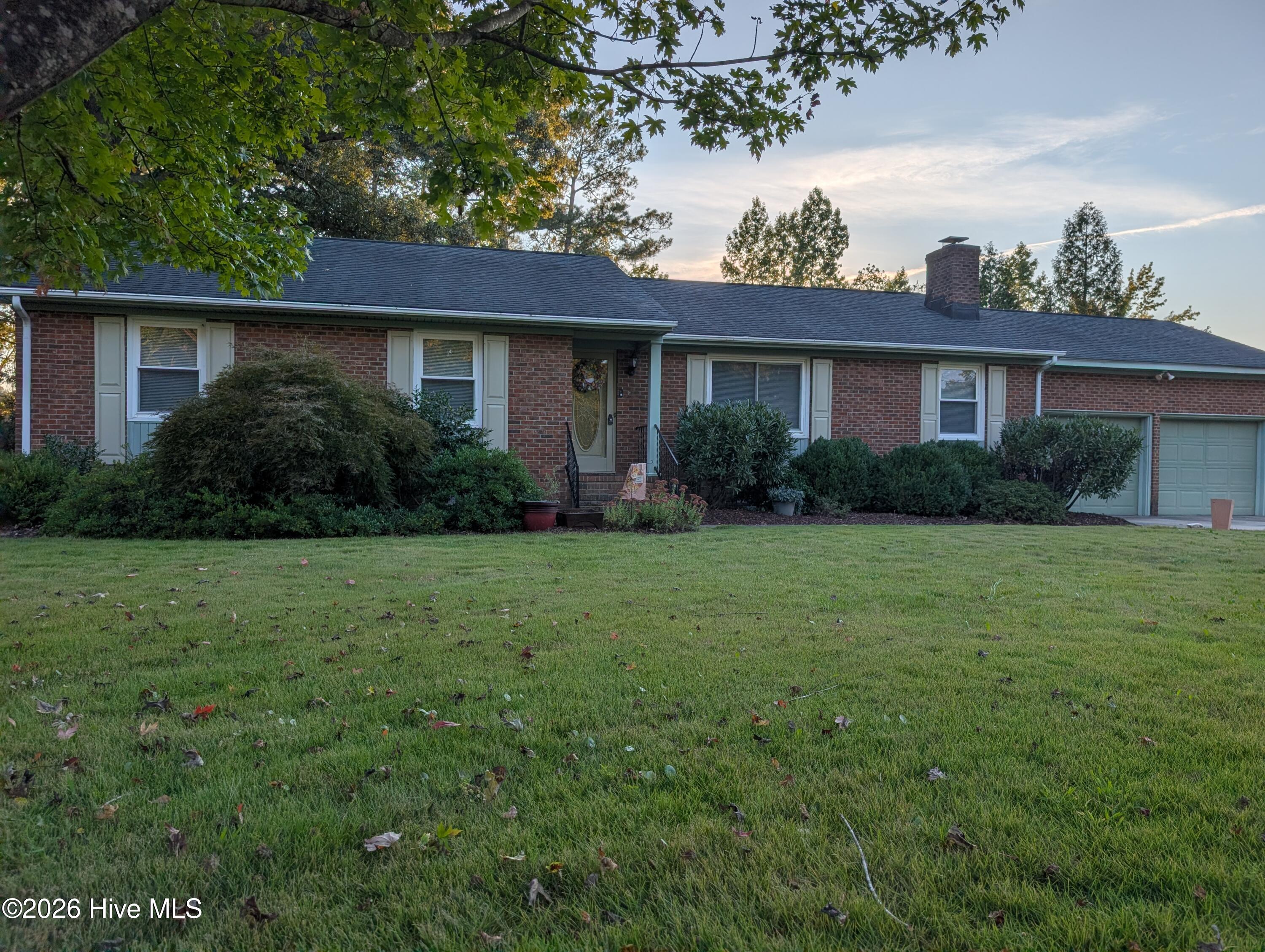 4719 Lakeview Road Property Photo 1