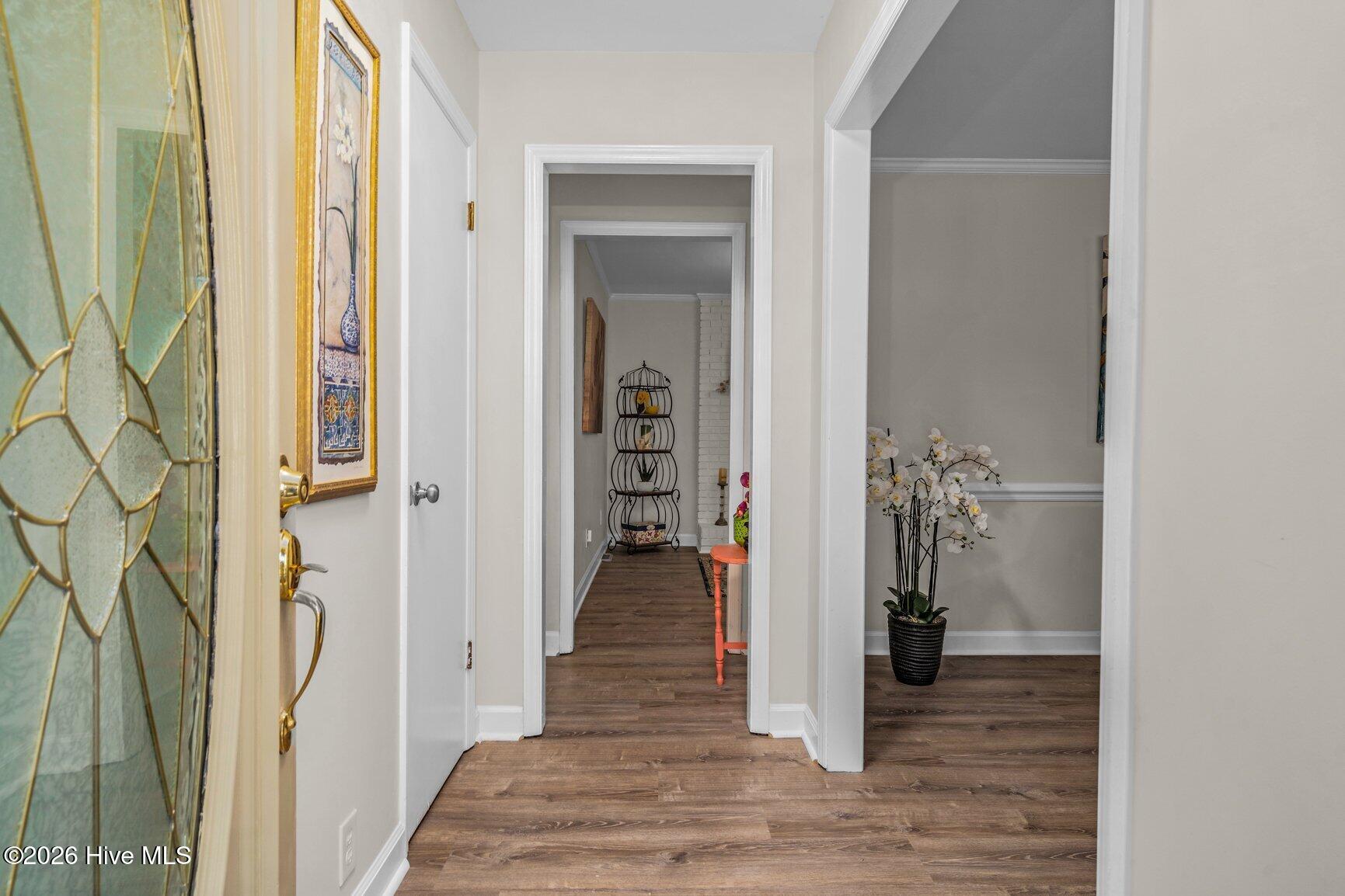 4719 Lakeview Road Property Photo 3