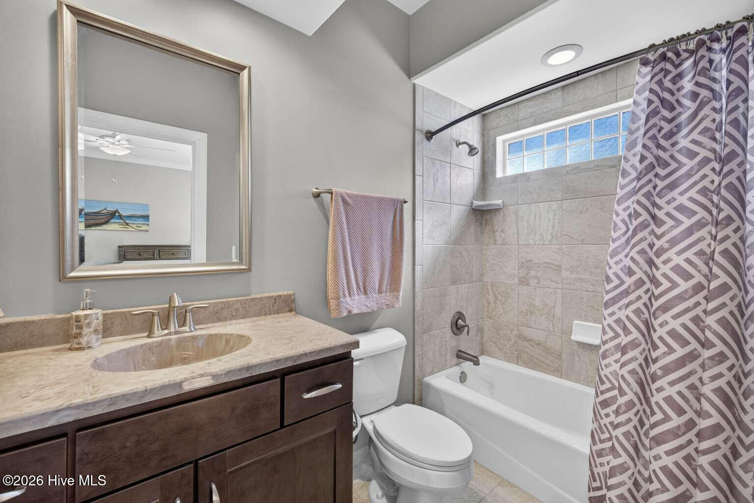 8443 N Shoreside Way Ne Property Photo 20