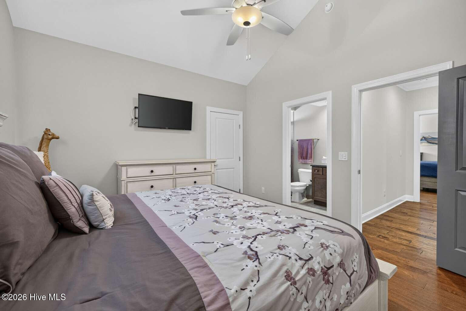 8443 N Shoreside Way Ne Property Photo 21