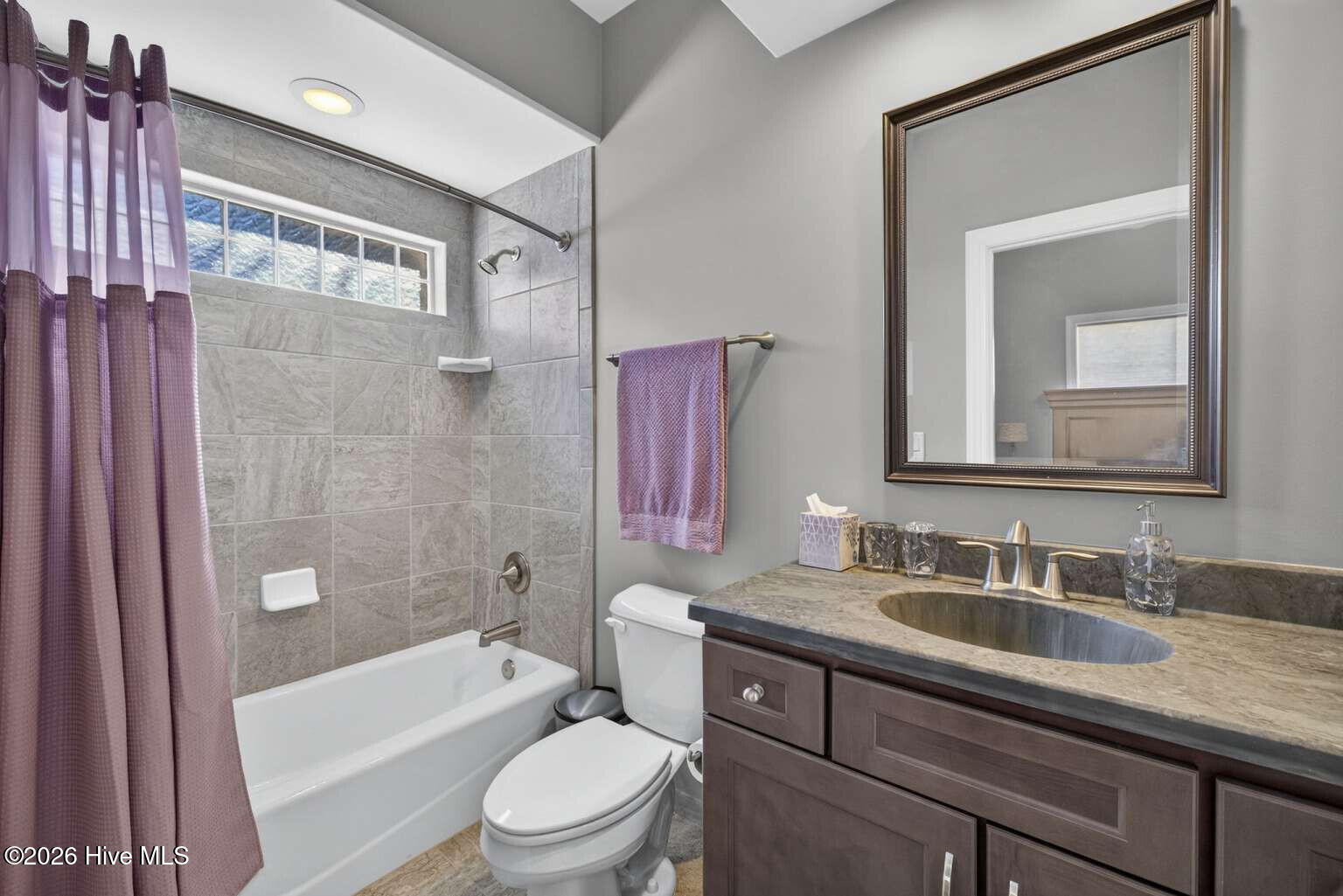 8443 N Shoreside Way Ne Property Photo 23