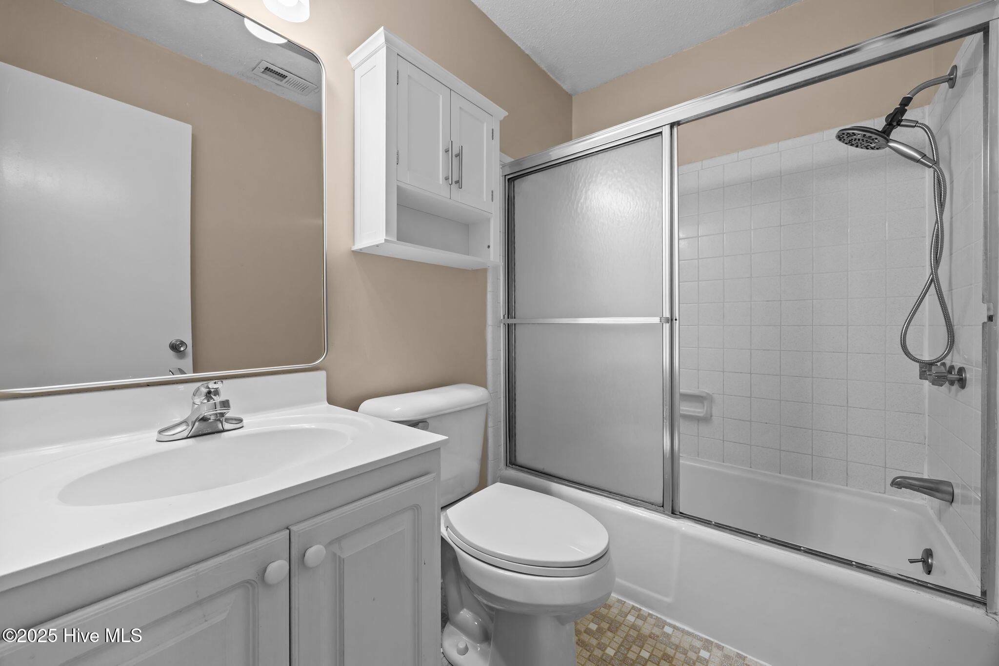 1190 Gould Road 3 Property Photo 11
