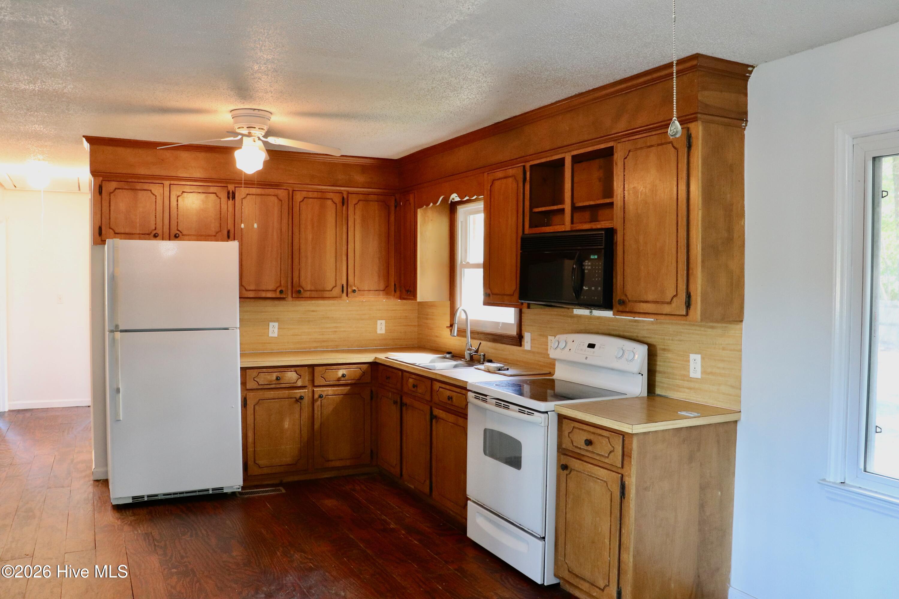 6972 Market St Ex Ext Property Photo 4