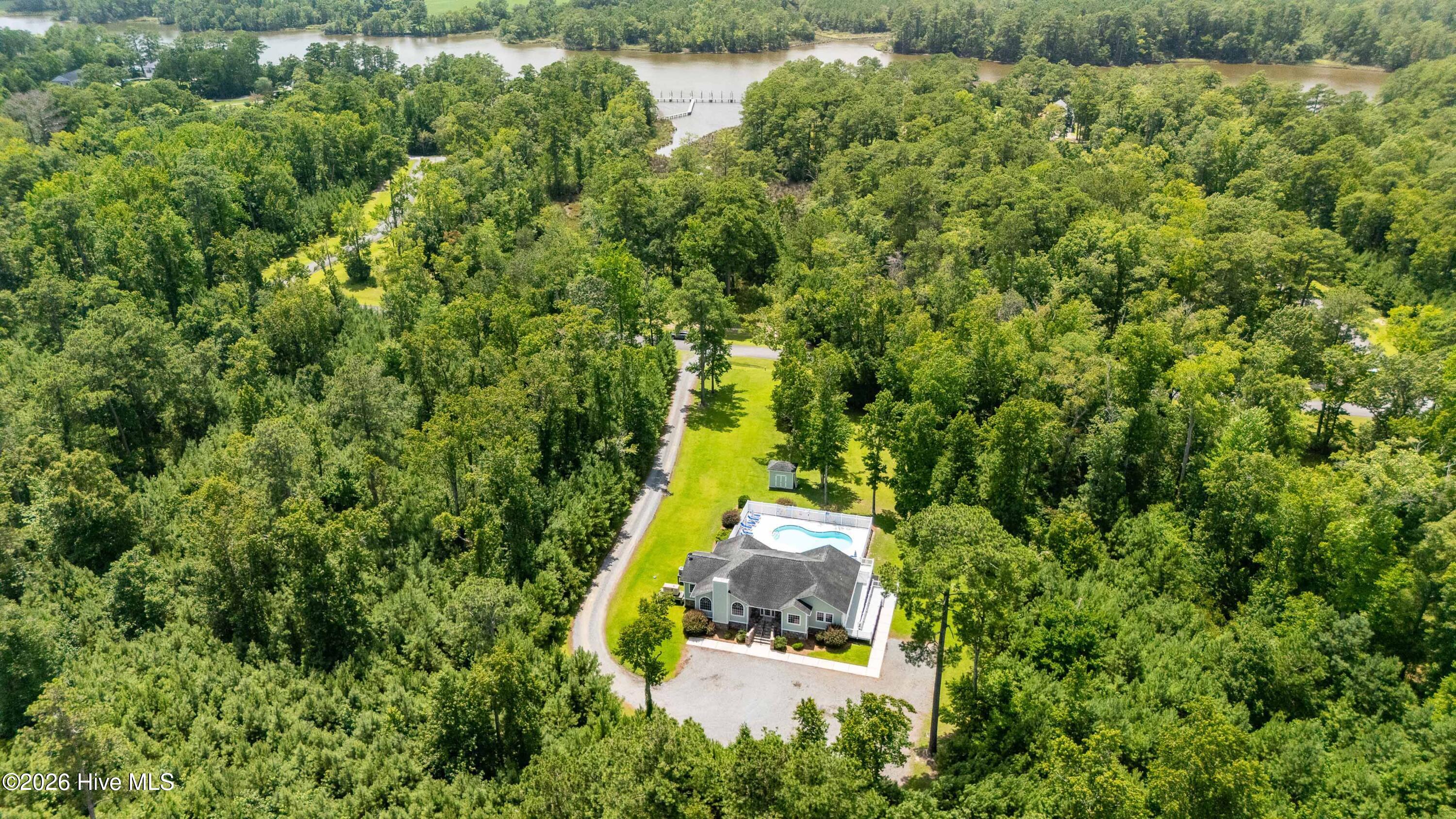 71 10 Queen Anne's Court Property Photo 11