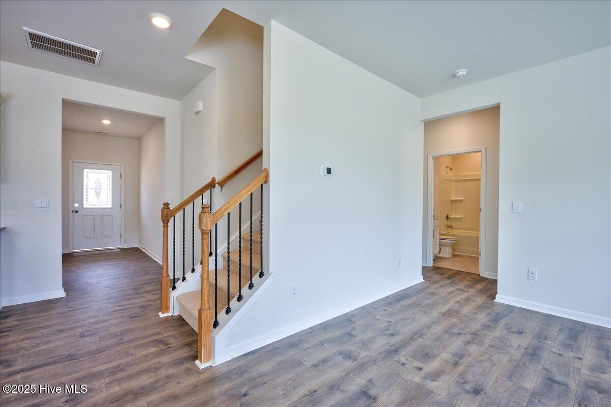 2704 Westwood Avenue W Property Photo 13