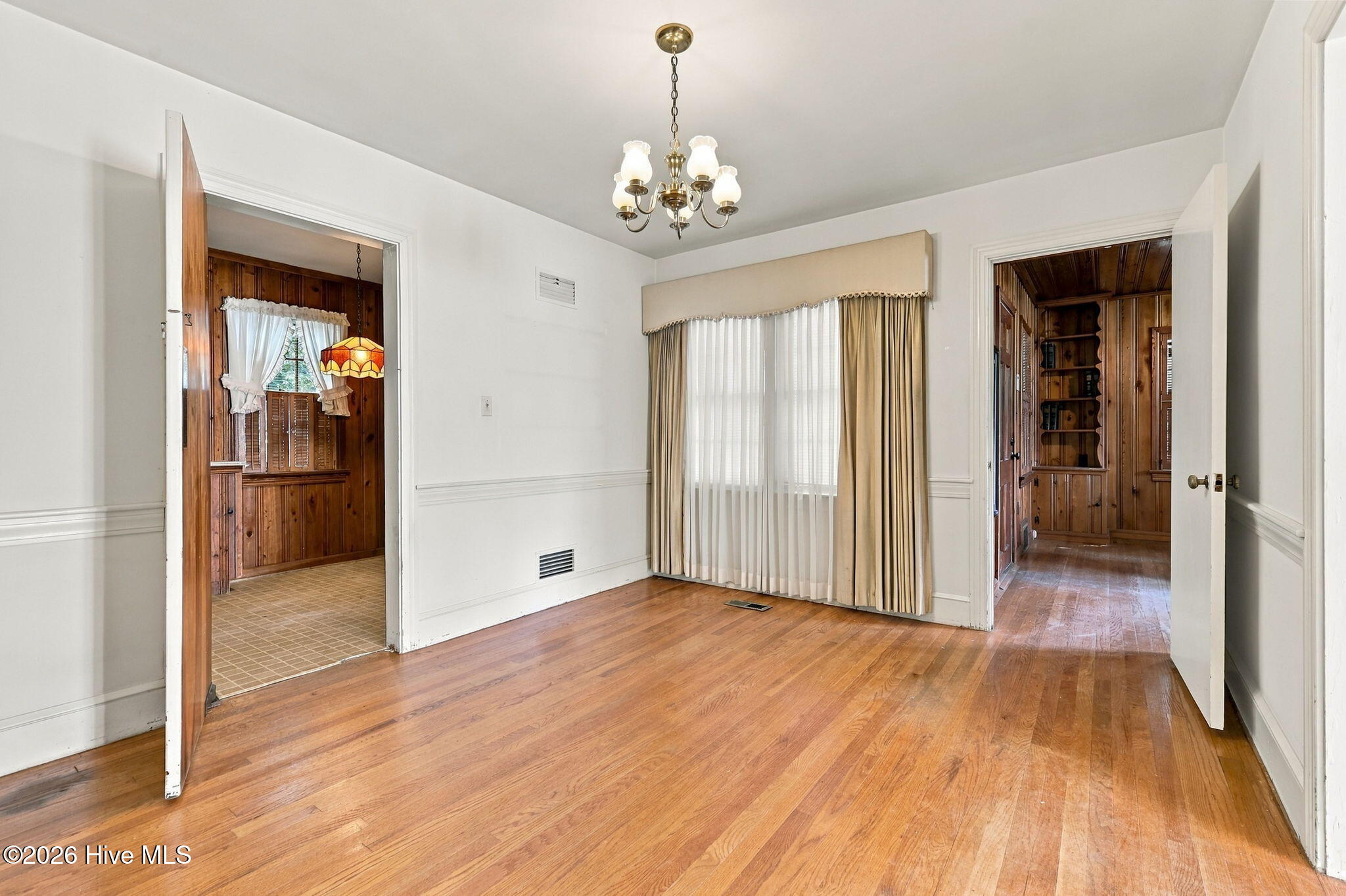 407 Cooper Drive Property Photo 18