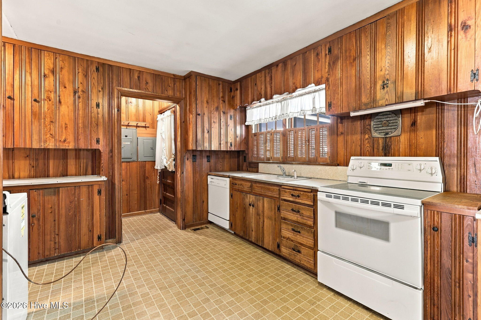407 Cooper Drive Property Photo 19